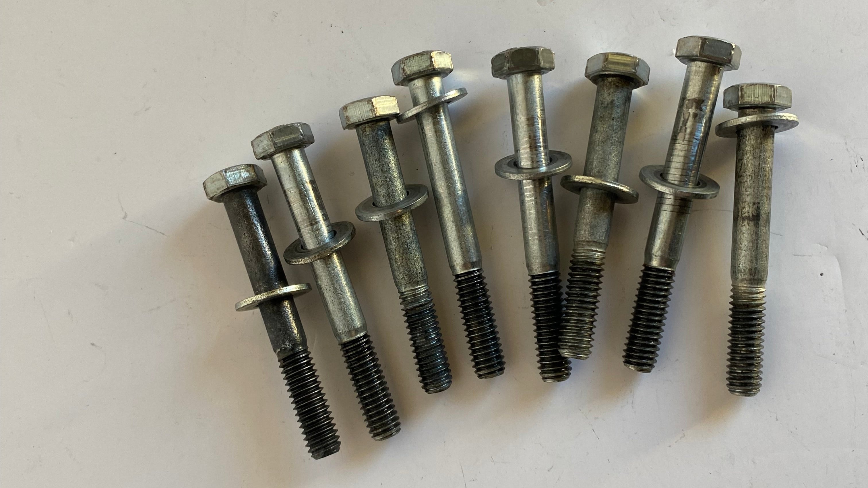 Jeu de 8 vis culbuteurs Harley Davidson REF OEM 3500A & 3501A