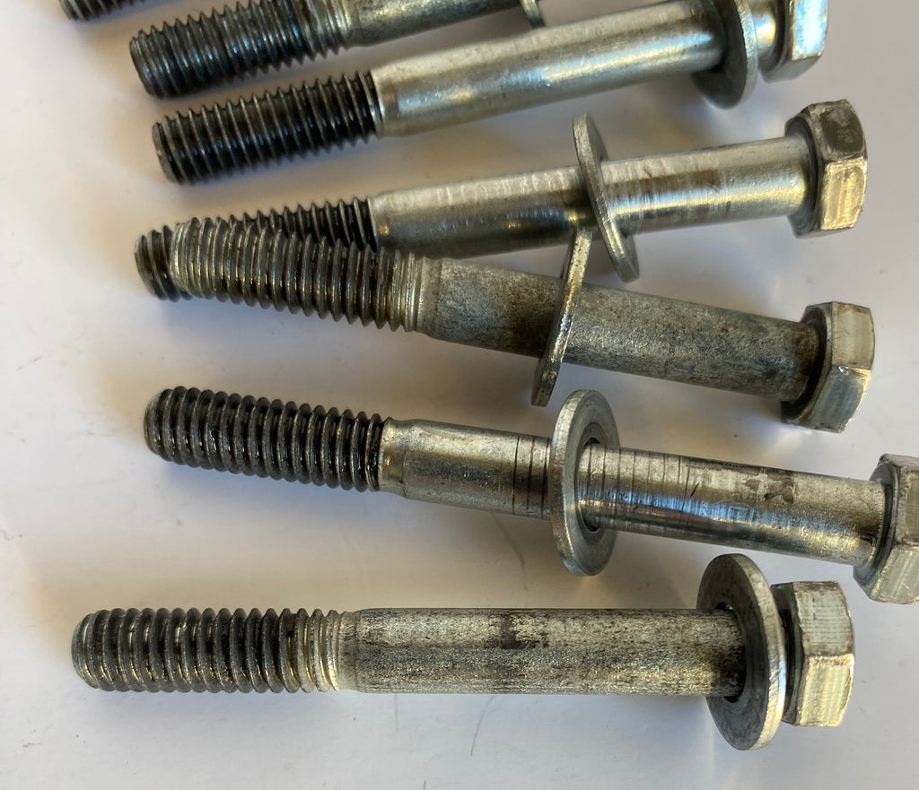 Jeu de 8 vis culbuteurs Harley Davidson REF OEM 3500A & 3501A