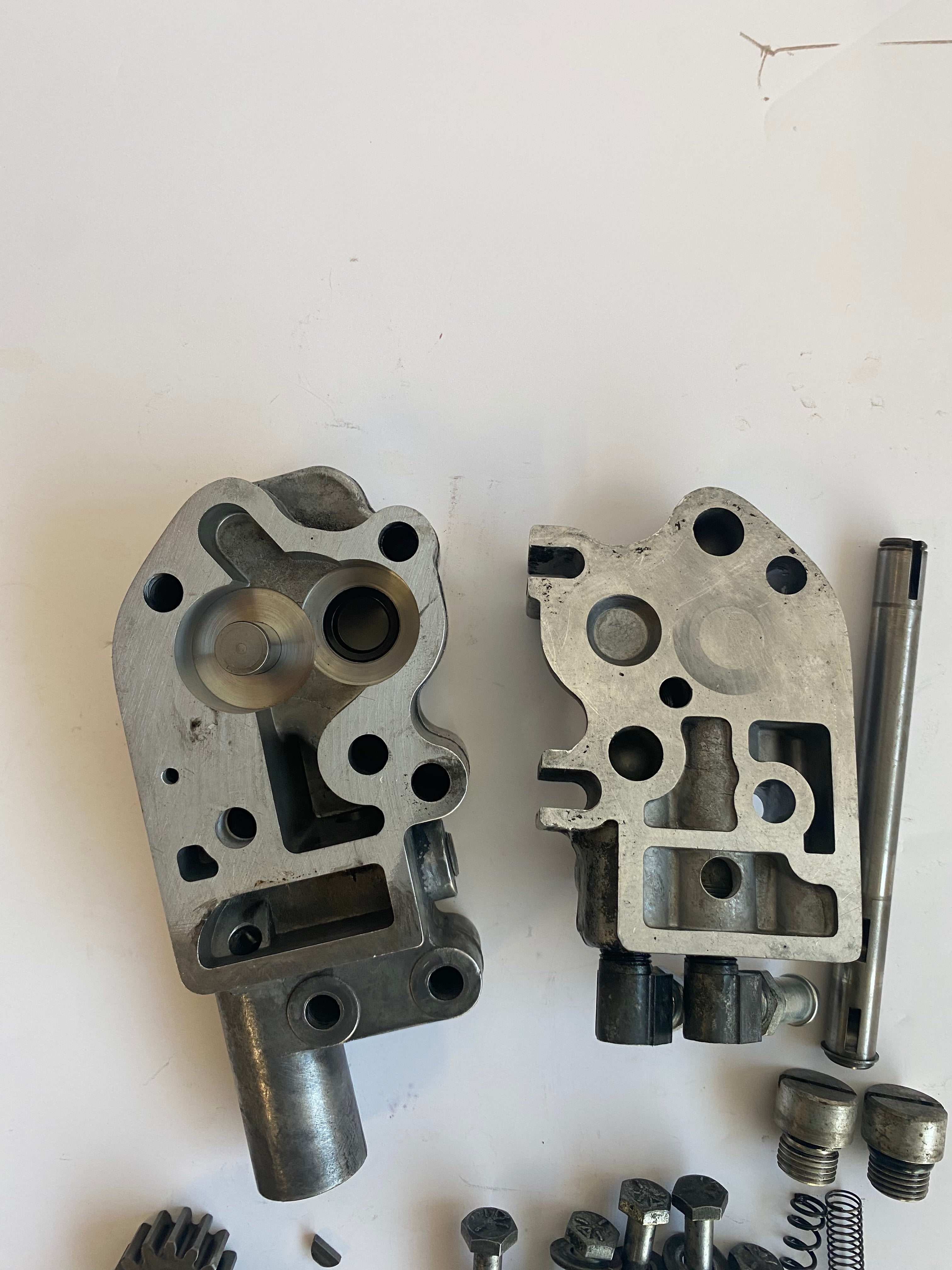 Pompe à huile Big twin Harley Davidson REF OEM 26190-73