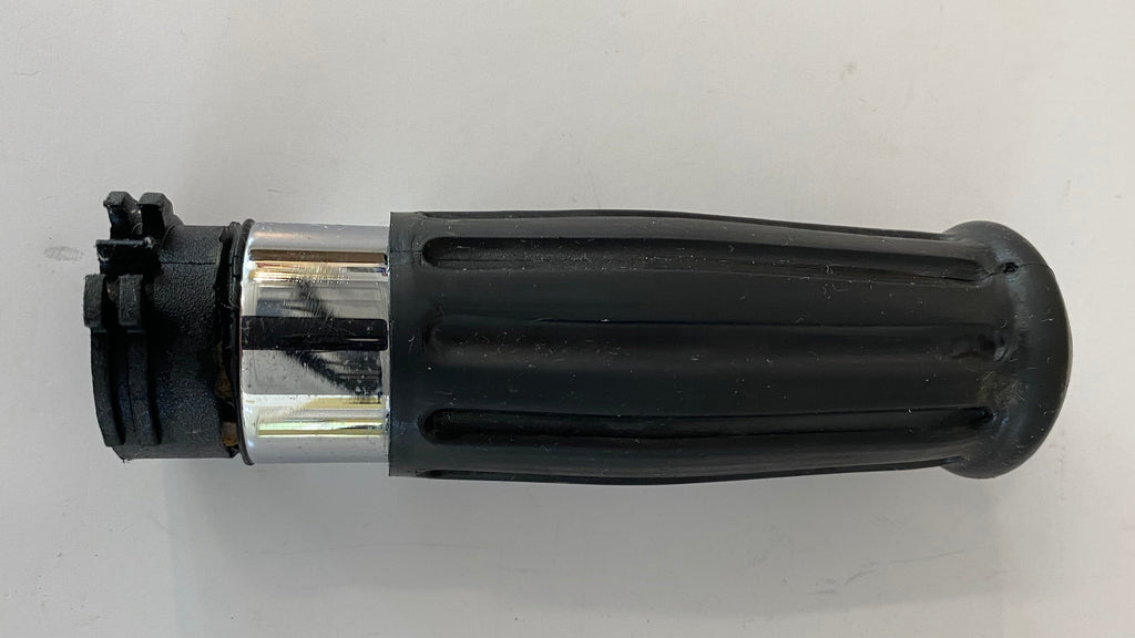 Poignée droite Nostalgic aftermarket Harley Davidson  REF MCS 990703