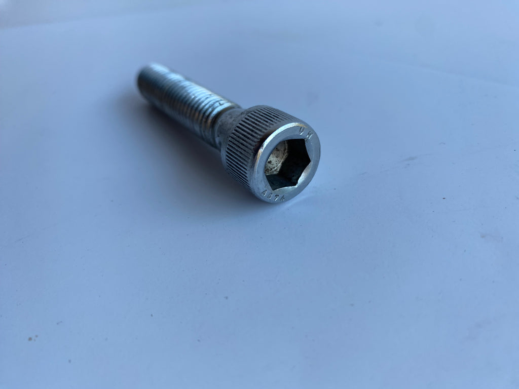 Vis BTR chromée 7/16-14 x 2-1/4" Harley Davidson REF MCS 912386