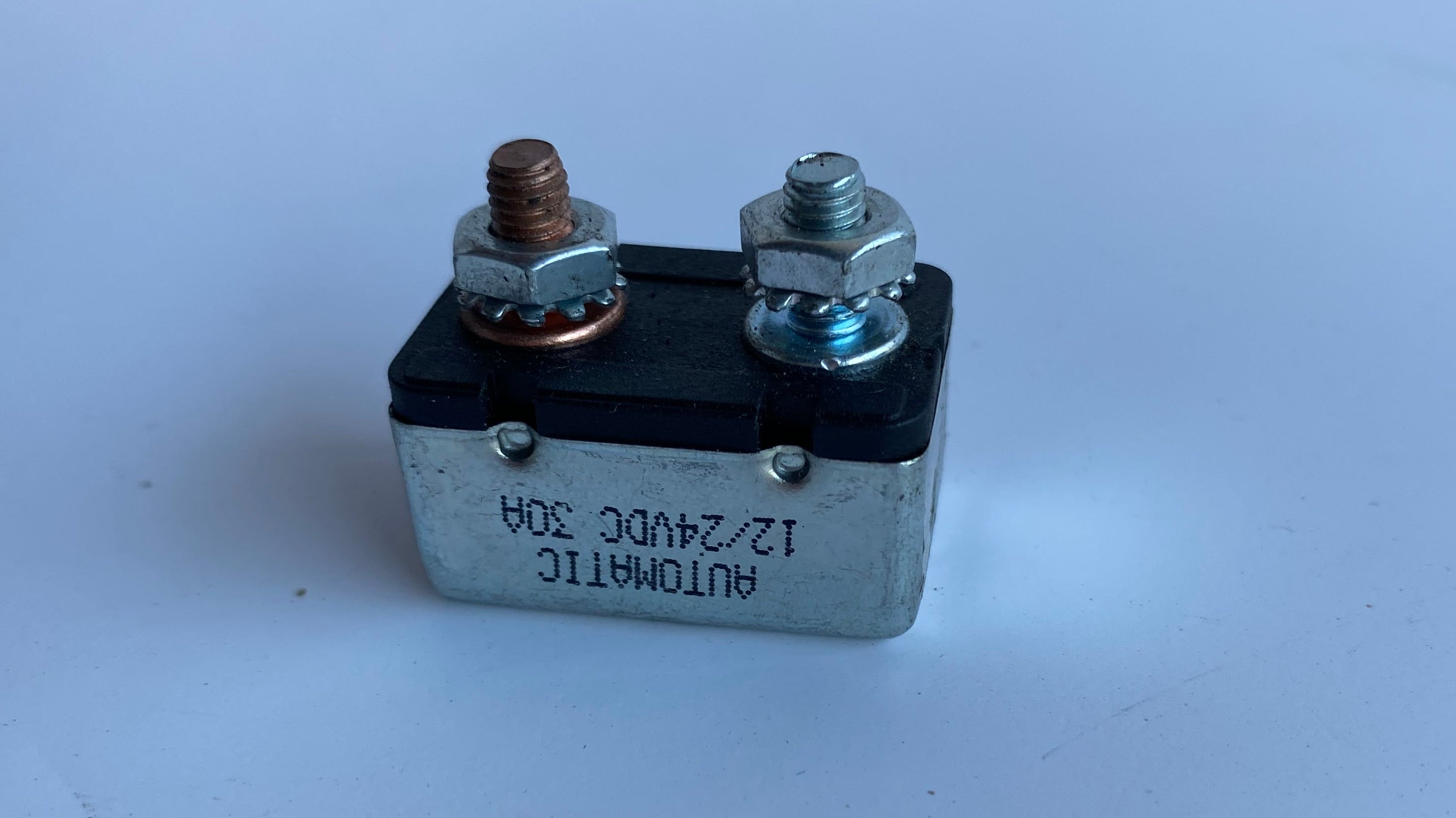 Relais thermique 30A Harley Davidson REF OEM 74599-77B