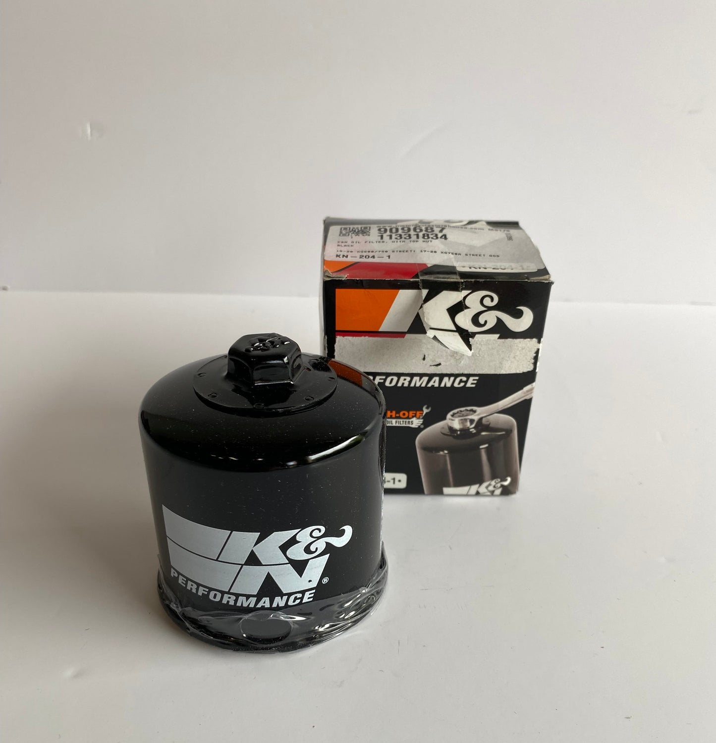K&amp;N Schwarzer Ölfilter XG750 Harley Davidson REF MCS: 909687