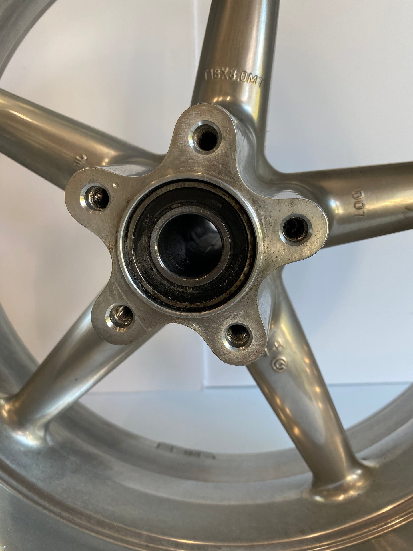 Roue arrière Softail Rocker C 18 x 8.00 Harley Davidson REF OEM 41497-08A