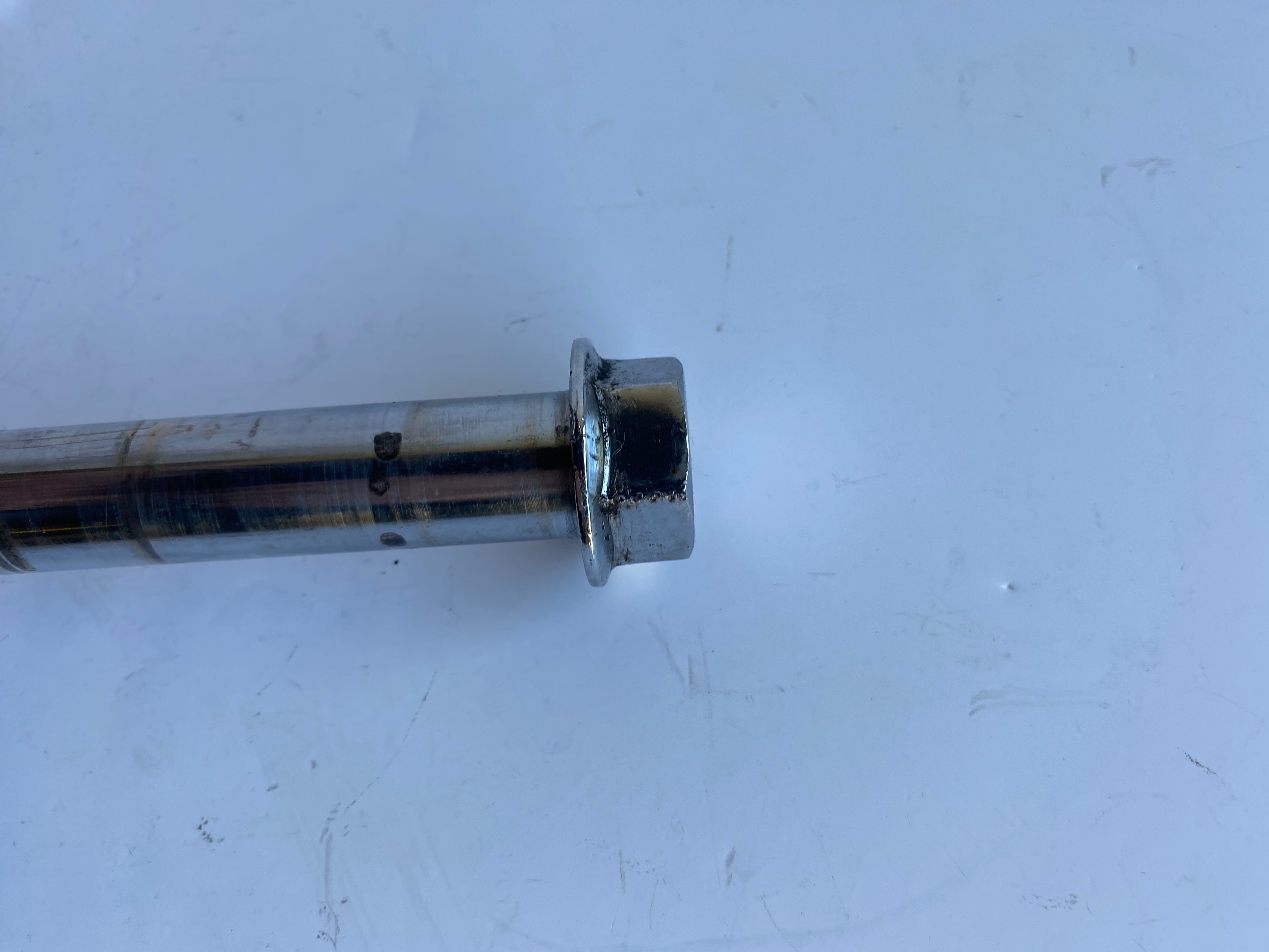 Axe de roue arrière 320 mm x 3/4" Harley Davidson REF OEM 41110-79A