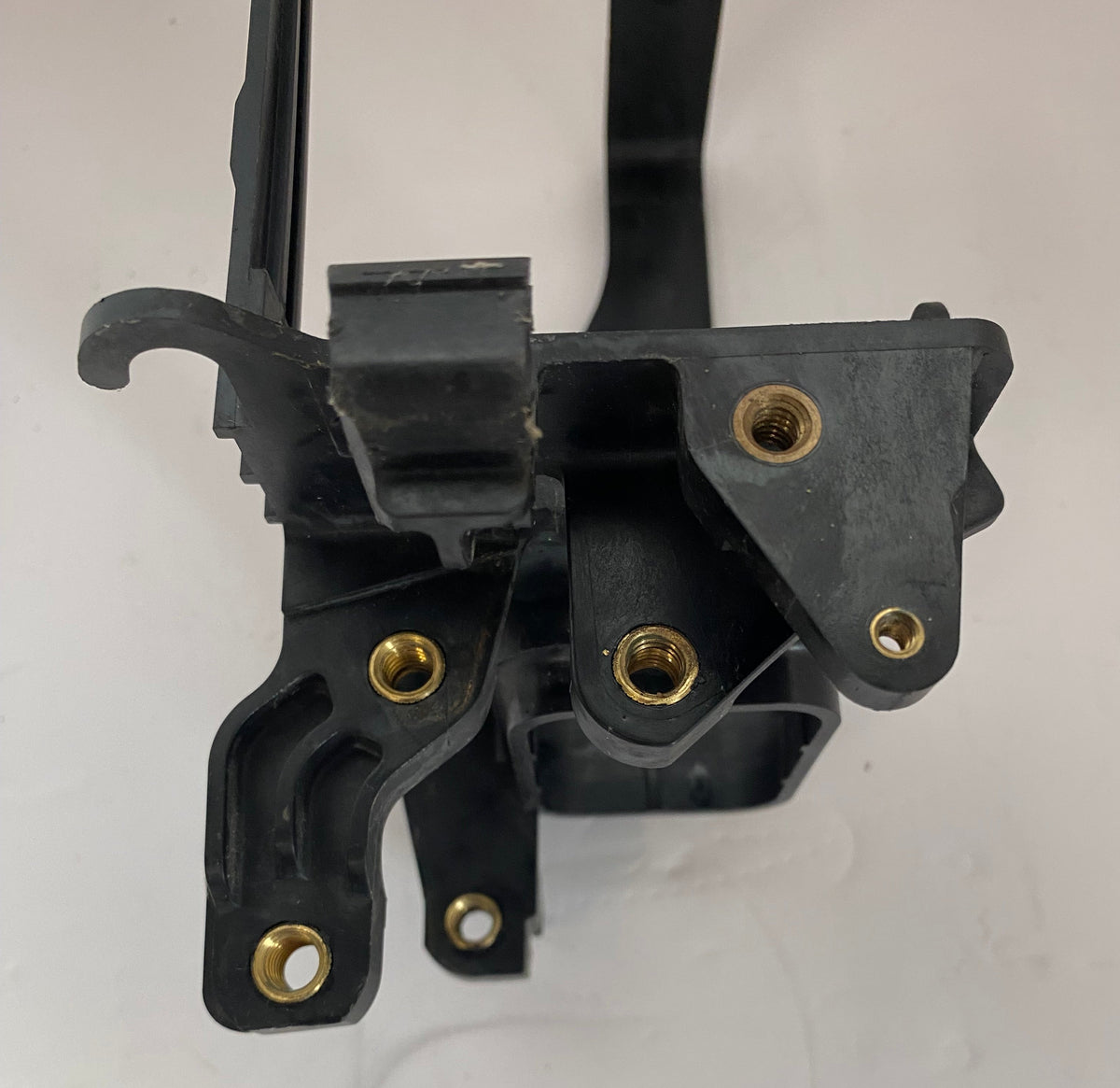 Support de batterie Sportster Harley Davidson REF OEM 66194-04B