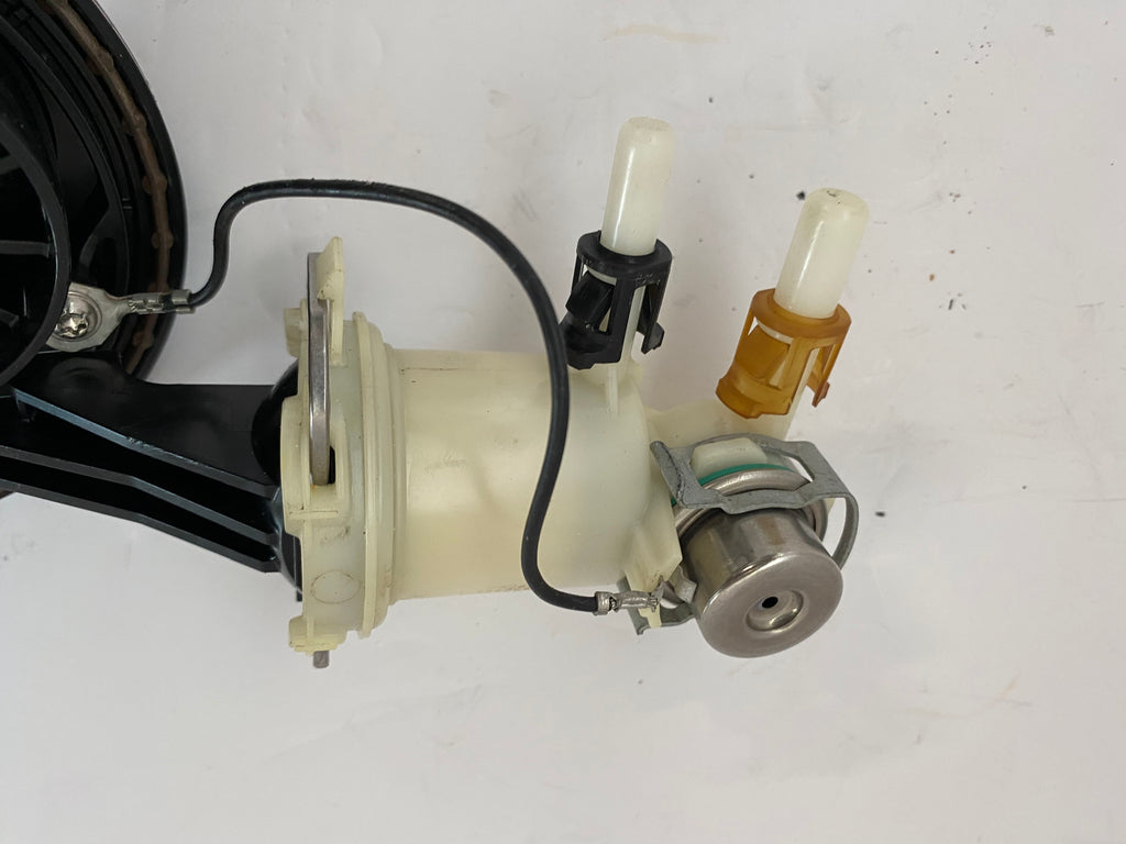 Trappe à carburant + support filtre à essence Touring Harley Davidson REF OEM 75069-08A