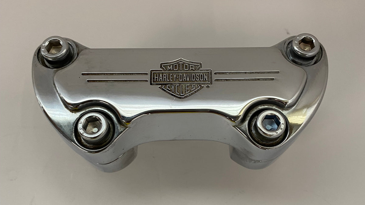 Jeu de risers chromés Harley Davidson REF OEM 56567-86B, 56541-86A et 56542-86A