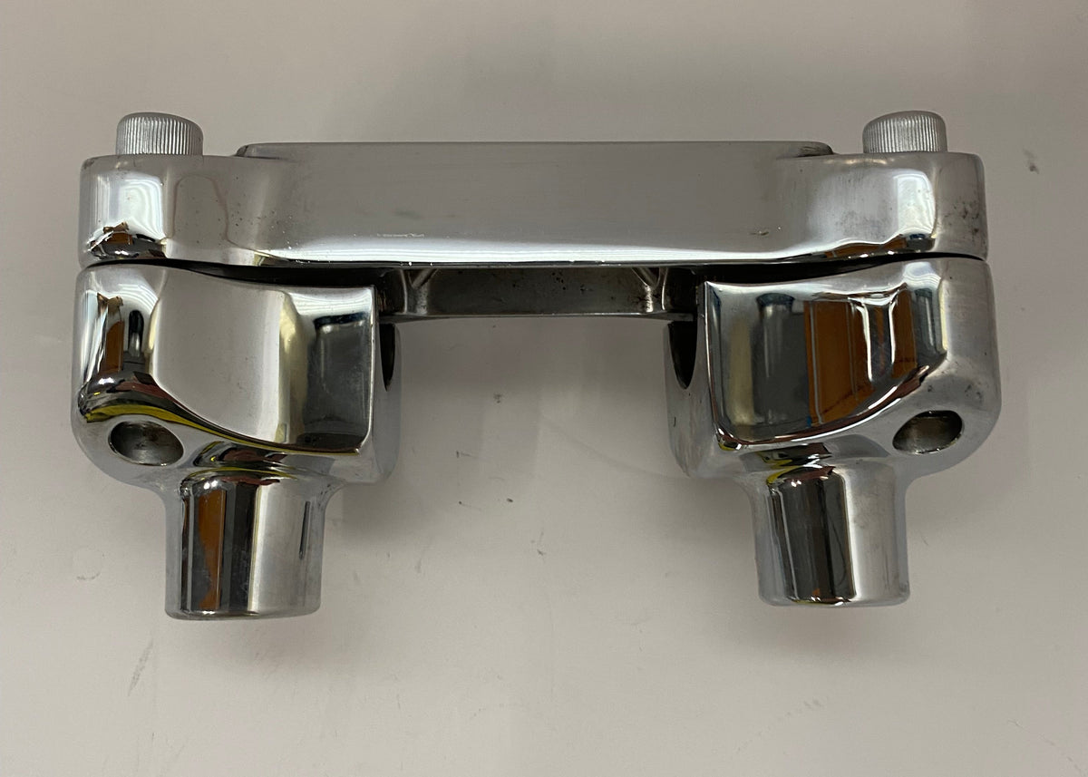 Jeu de risers chromés Harley Davidson REF OEM 56567-86B, 56541-86A et 56542-86A