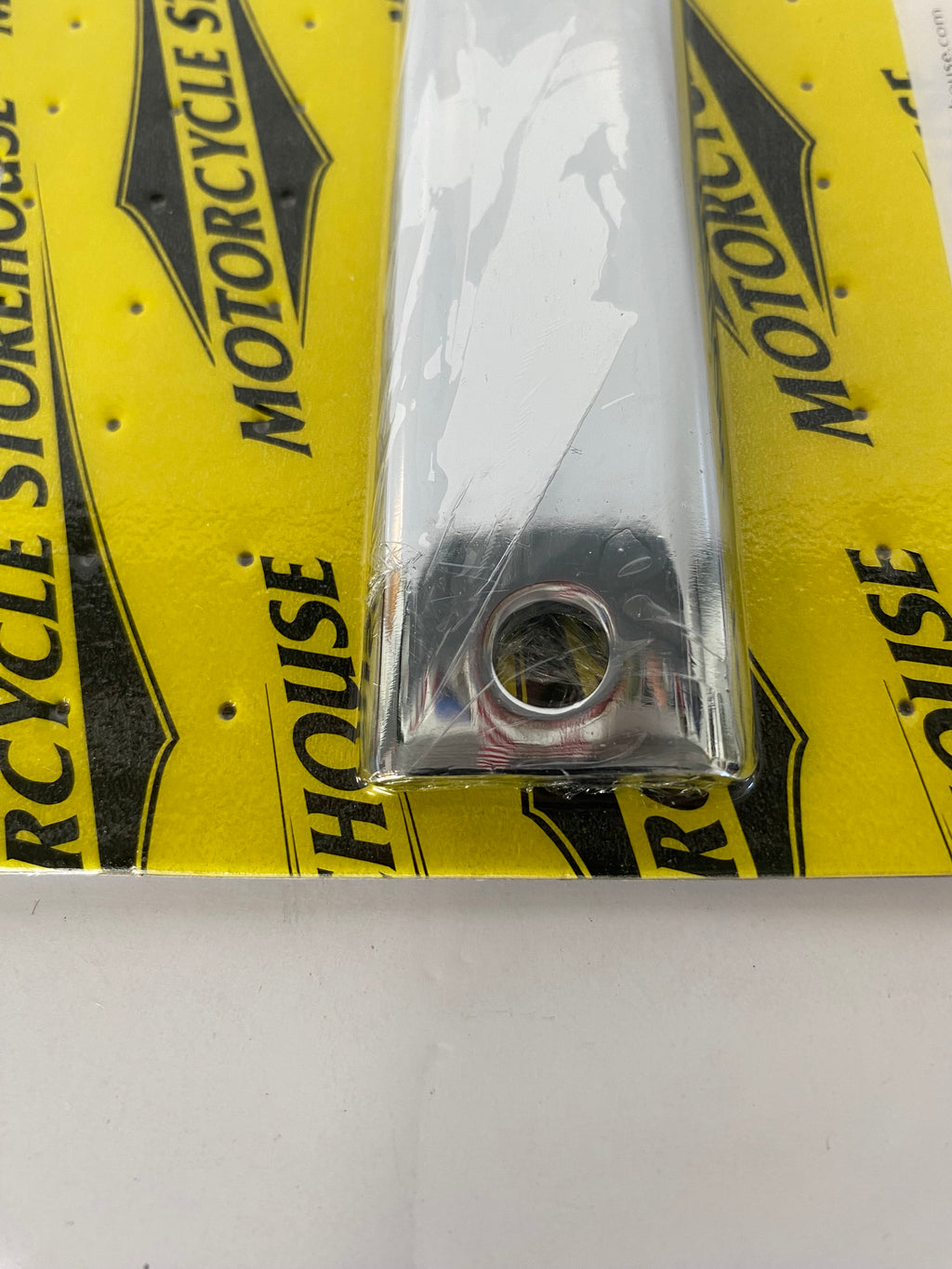 Patte silencieux d'échappement Touring Harley Davidson REF OEM : 65723-85