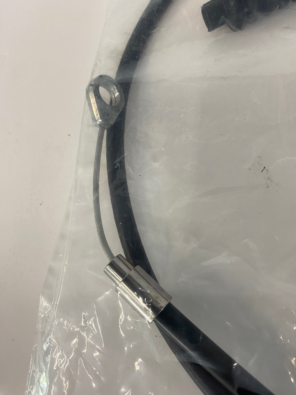 Cable d'embrayage Barnett + 4 pouces Harley Davidson REF MCS 570821