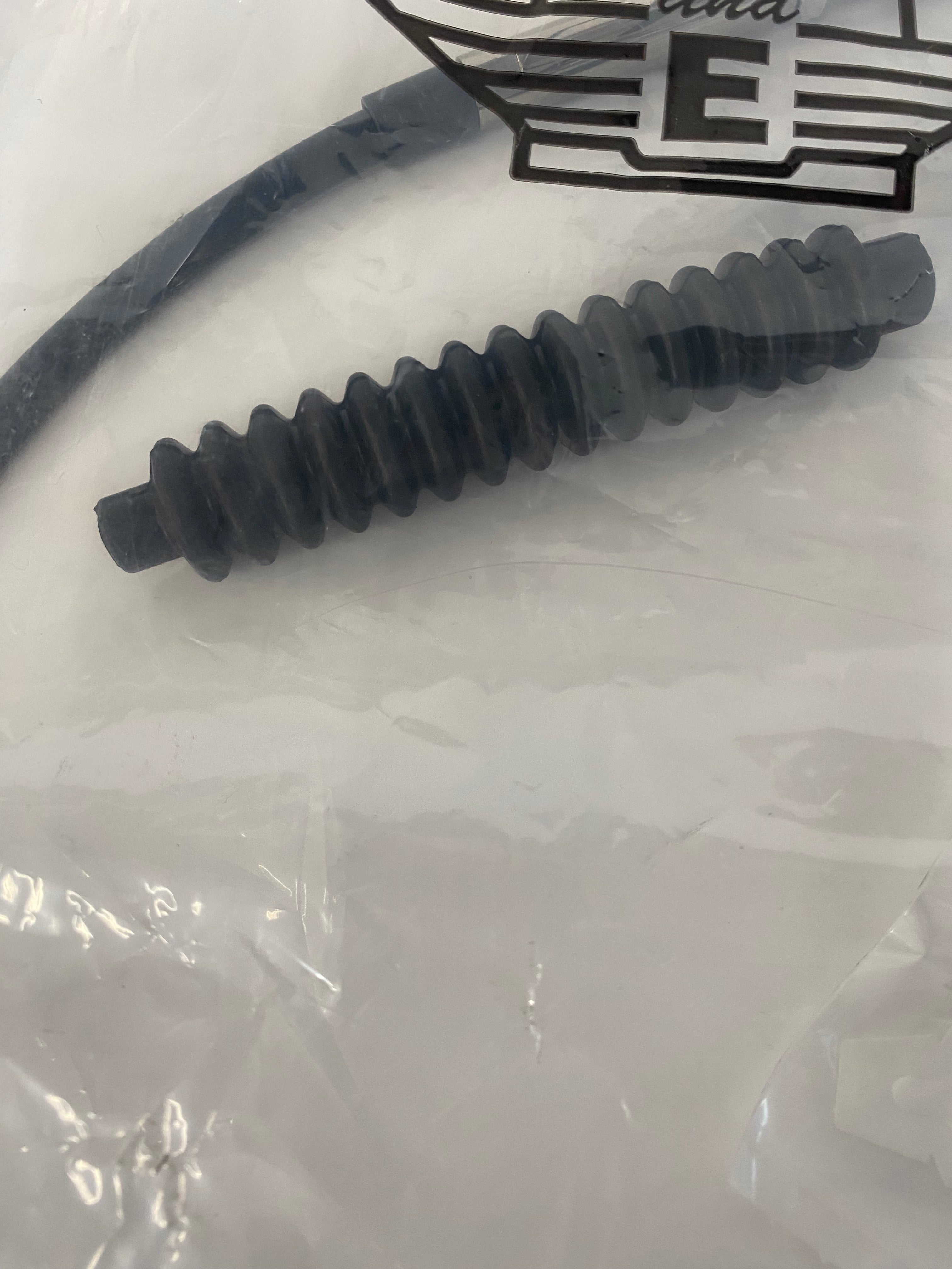 Cable d'embrayage Barnett + 4 pouces Harley Davidson REF MCS 570821