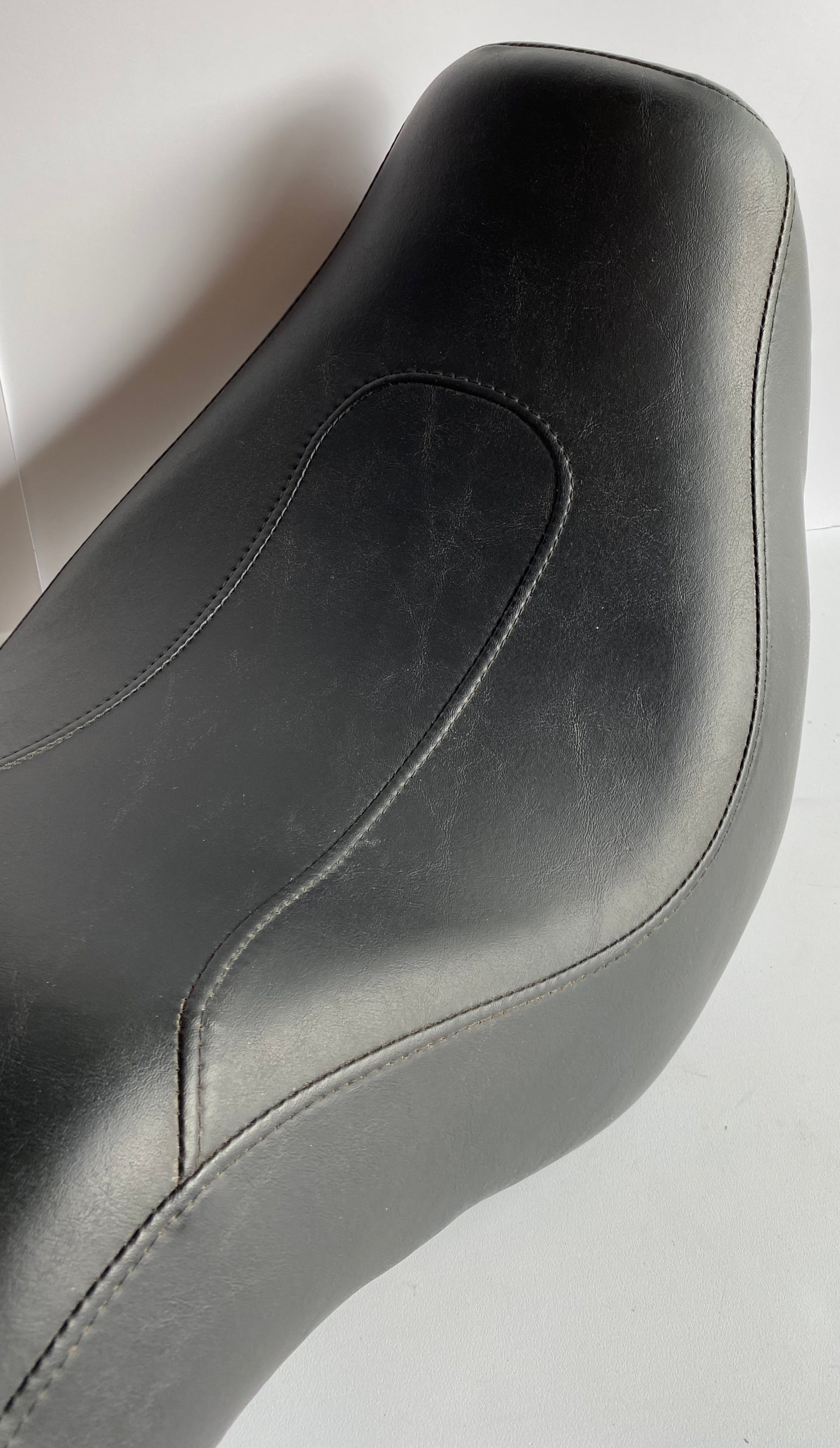Softail Deuce duo seat Harley Davidson REF OEM 52944-04
