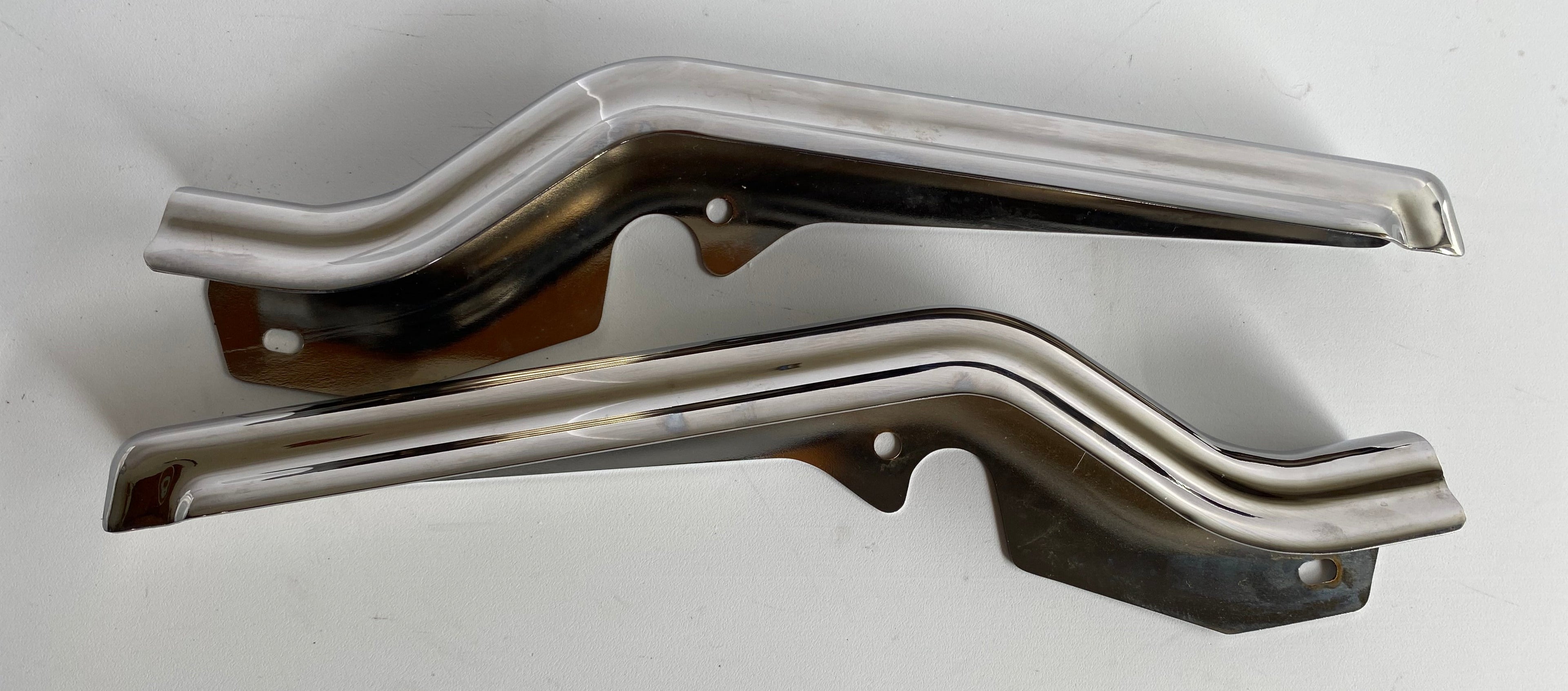 Jeu de caches sabres  chromés Touring Harley Davidson REF OEM 47009-97