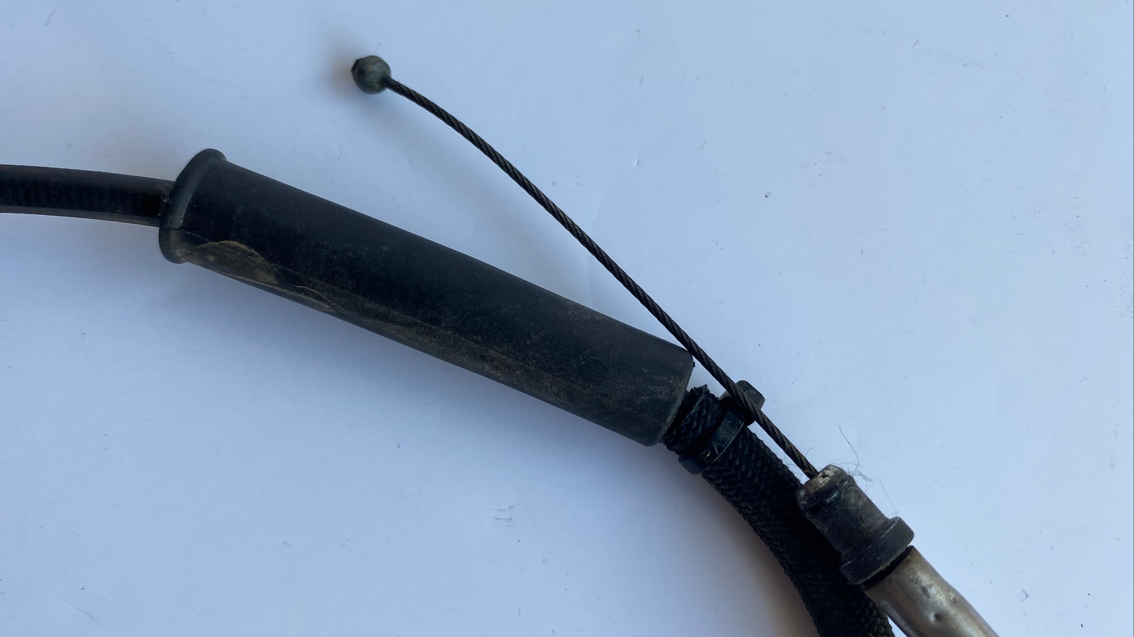 Cable gaz aller Dyna Harley Davidson 83 cm REF OEM 56356-96A