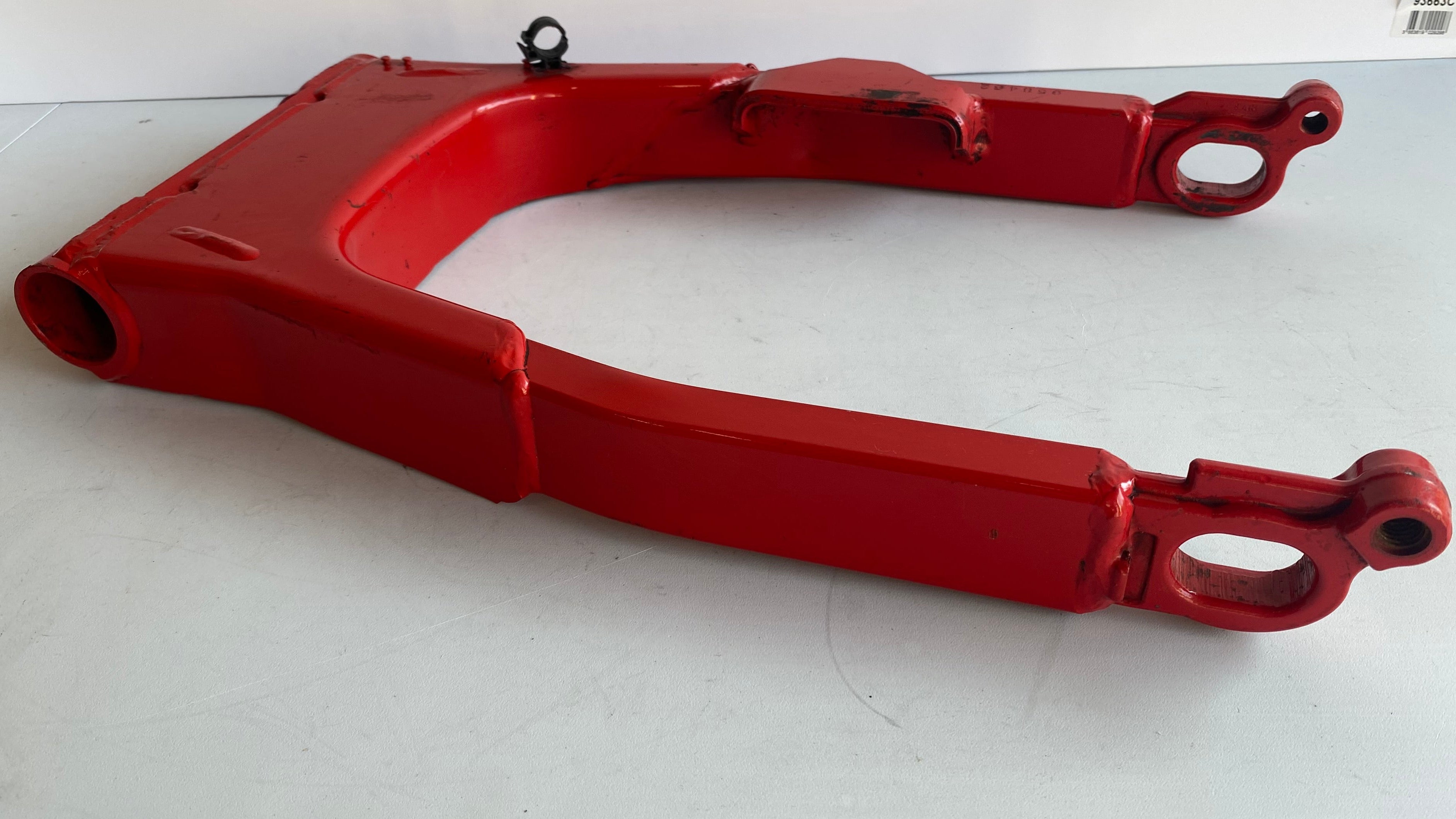 Bras oscillant Road King CVO 2007 Razor Red Harley Davidson REF 48613-07CKD