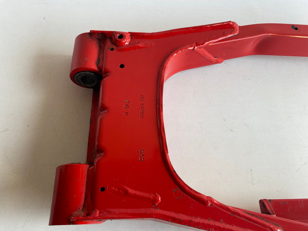 Bras oscillant Road King CVO 2007 Razor Red Harley Davidson REF 48613-07CKD