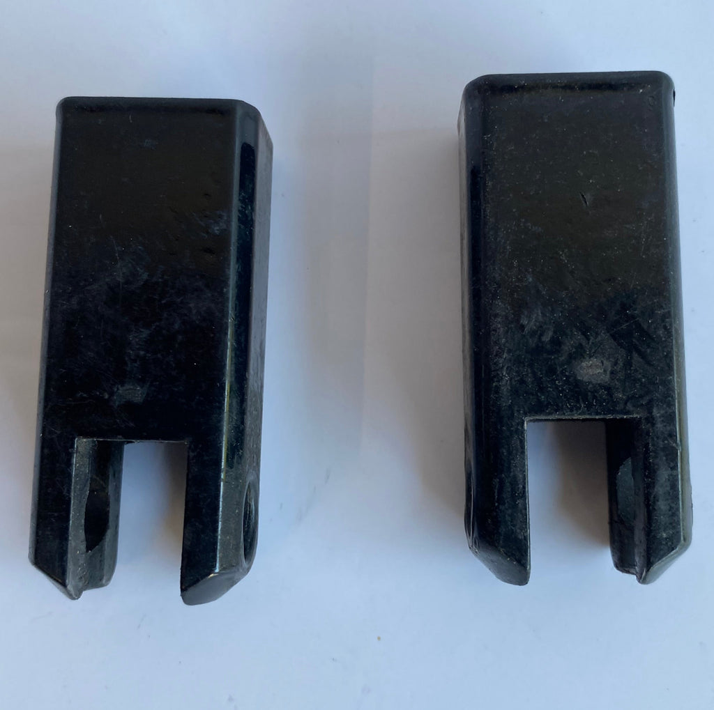 Jeu de supports cales pieds passager Sportster Harley Davidson REF OEM 50615-83