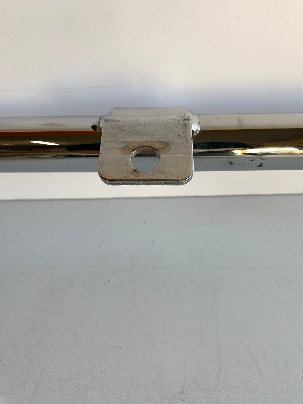 Crash bar chromé pare jambe Dyna Harley Davidson REF 49007-90A