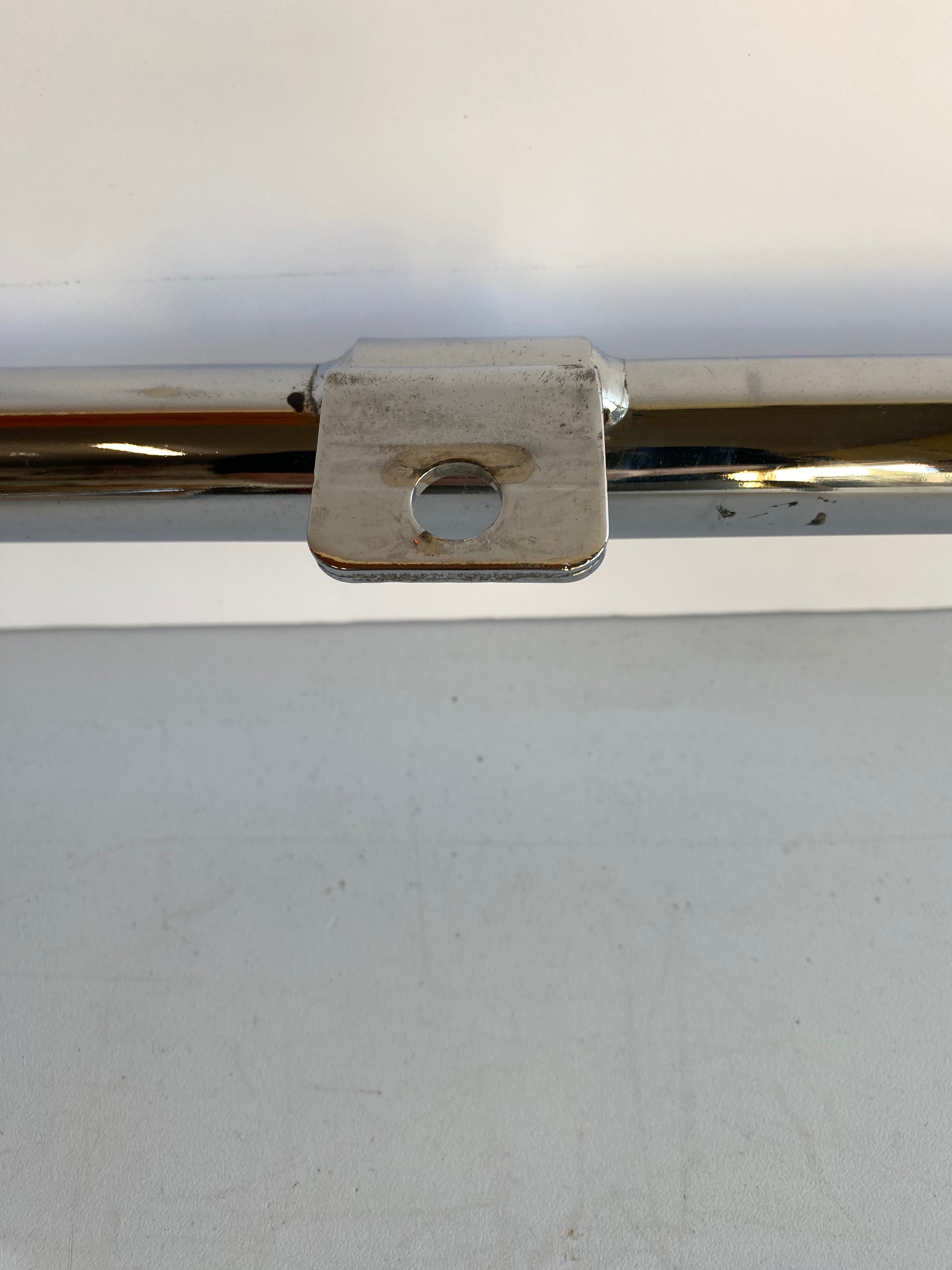 Crash bar chromé pare jambe Dyna Harley Davidson REF 49007-90A