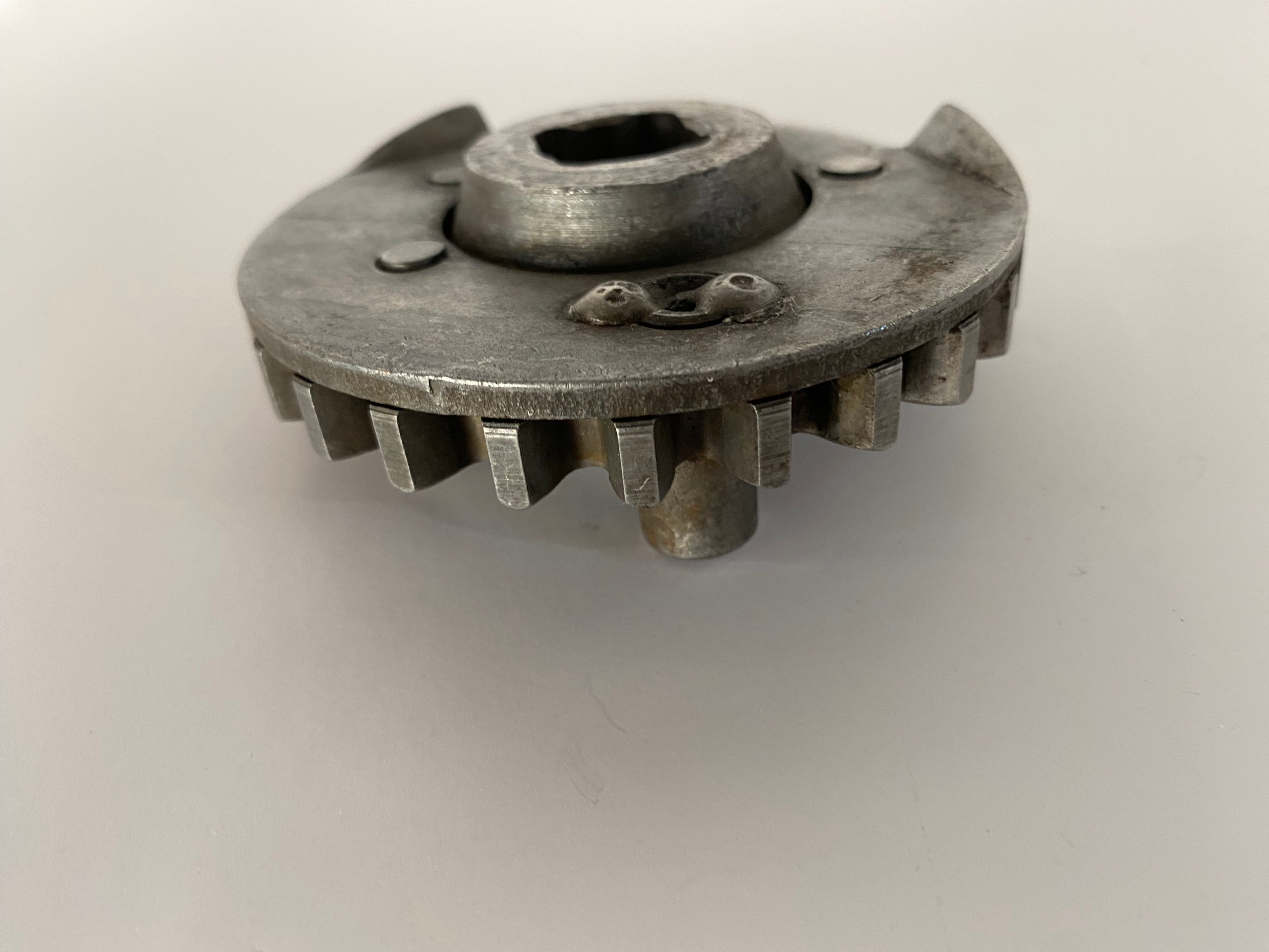 Pignon démarrage kick Harley Davidson REF OEM 33350-36