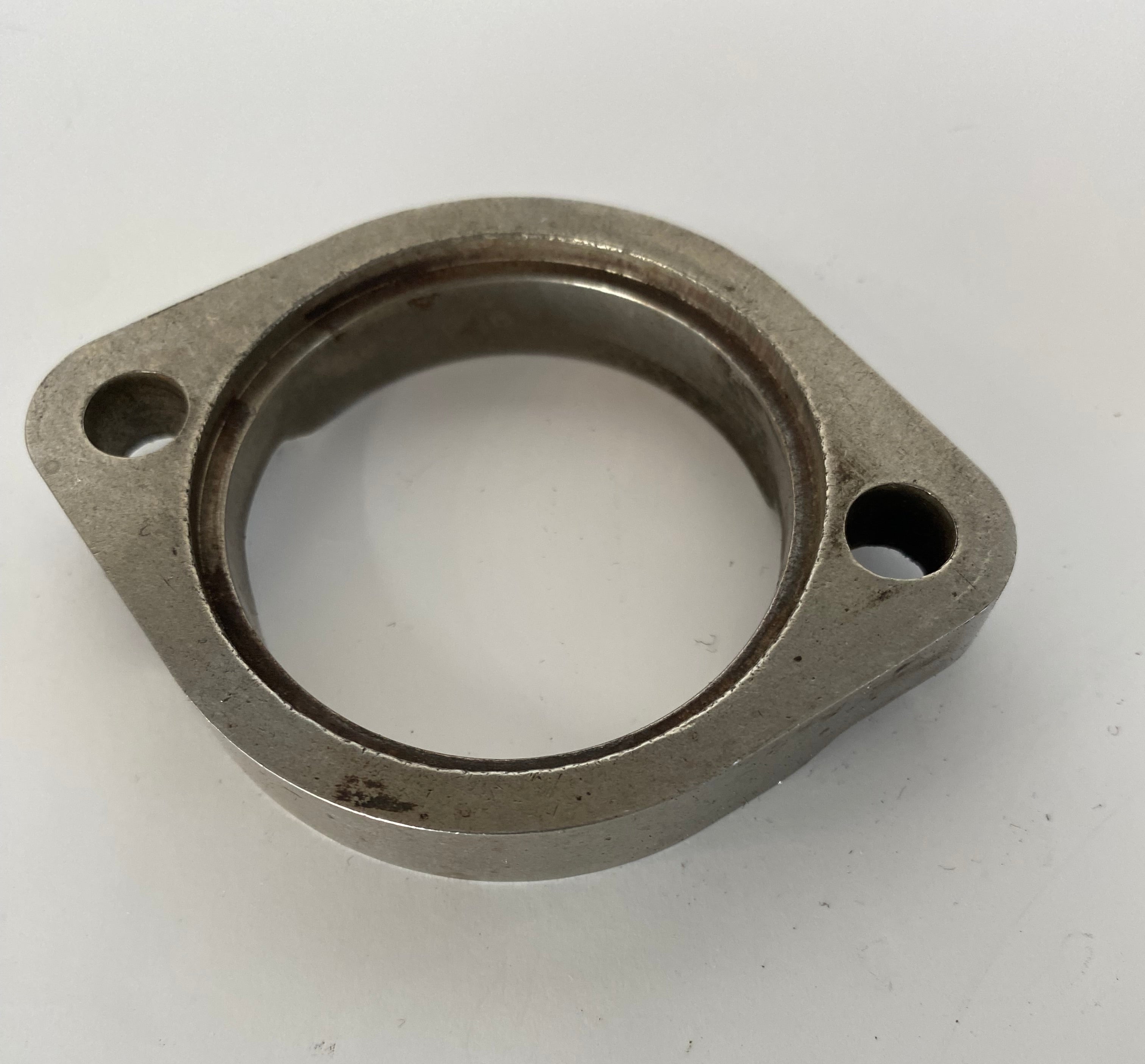 Bride d'échappement Thick style Harley Davidson REF OEM 65328-83A