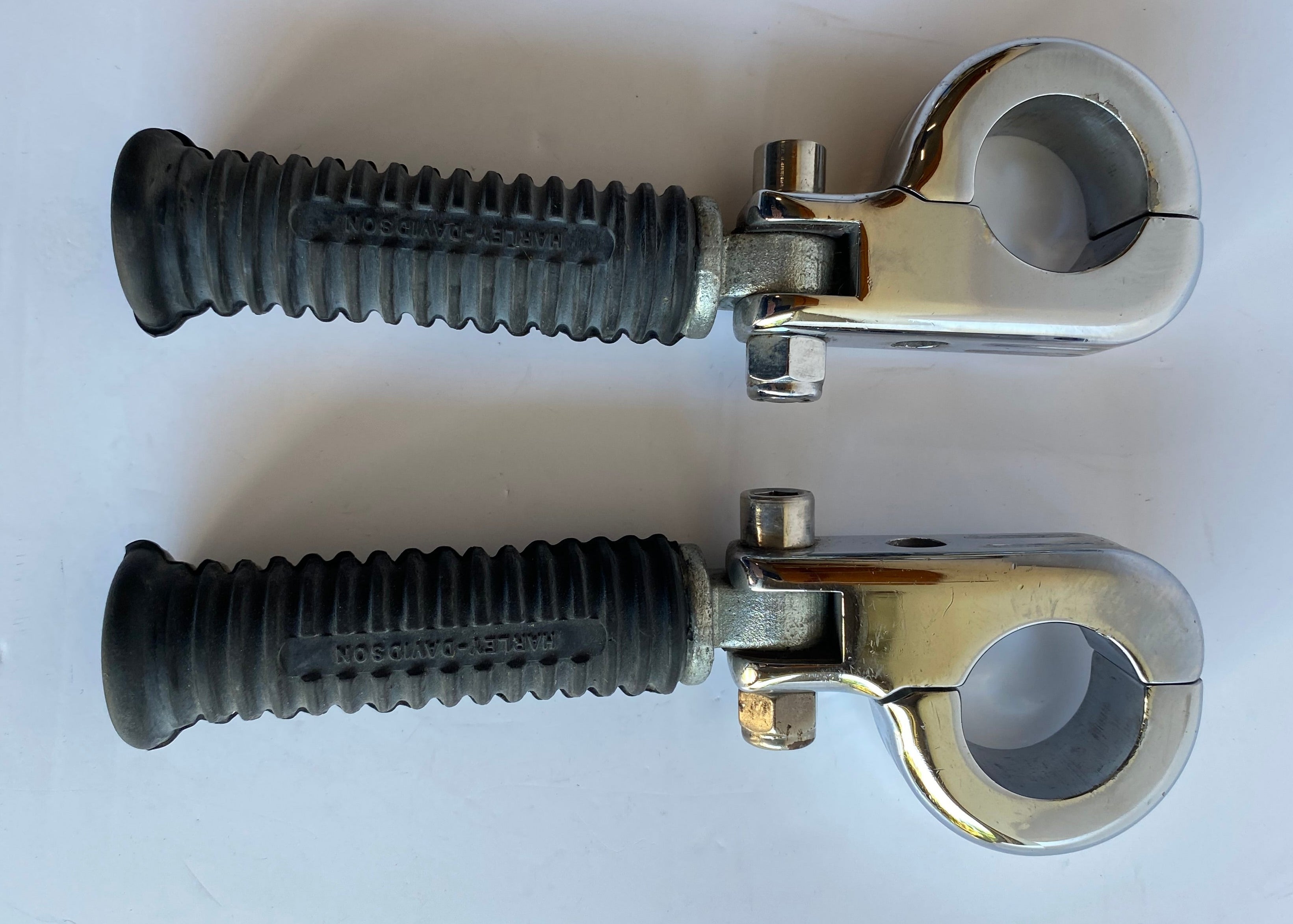 Harley Davidson Touring Highway Footpeg Set REF 50957-02C