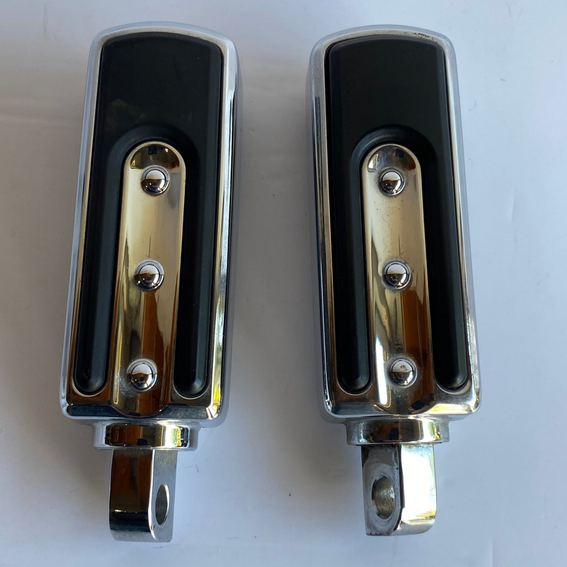 Harley Davidson CVO Ironside Passenger/Highway Footpeg Set REF 50834-07