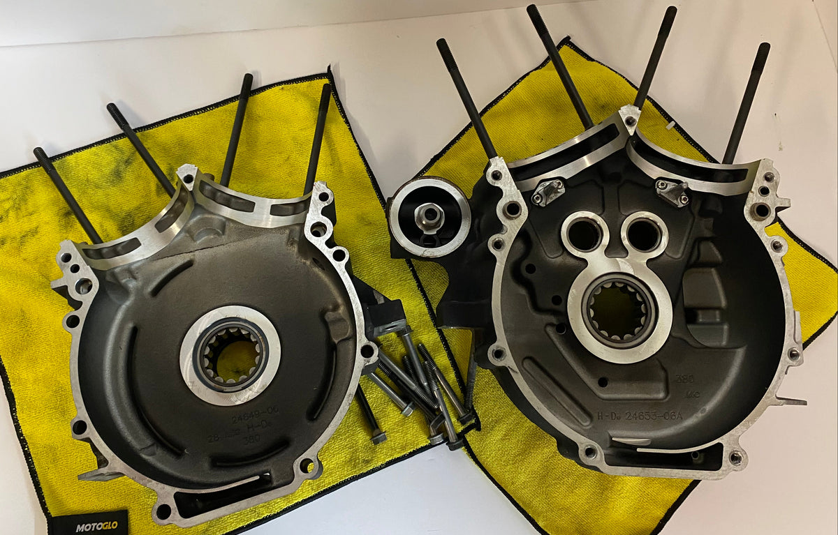 Carters moteur Twin Cam 96ci & 103ci Harley Davidson REF OEM 24621-06B
