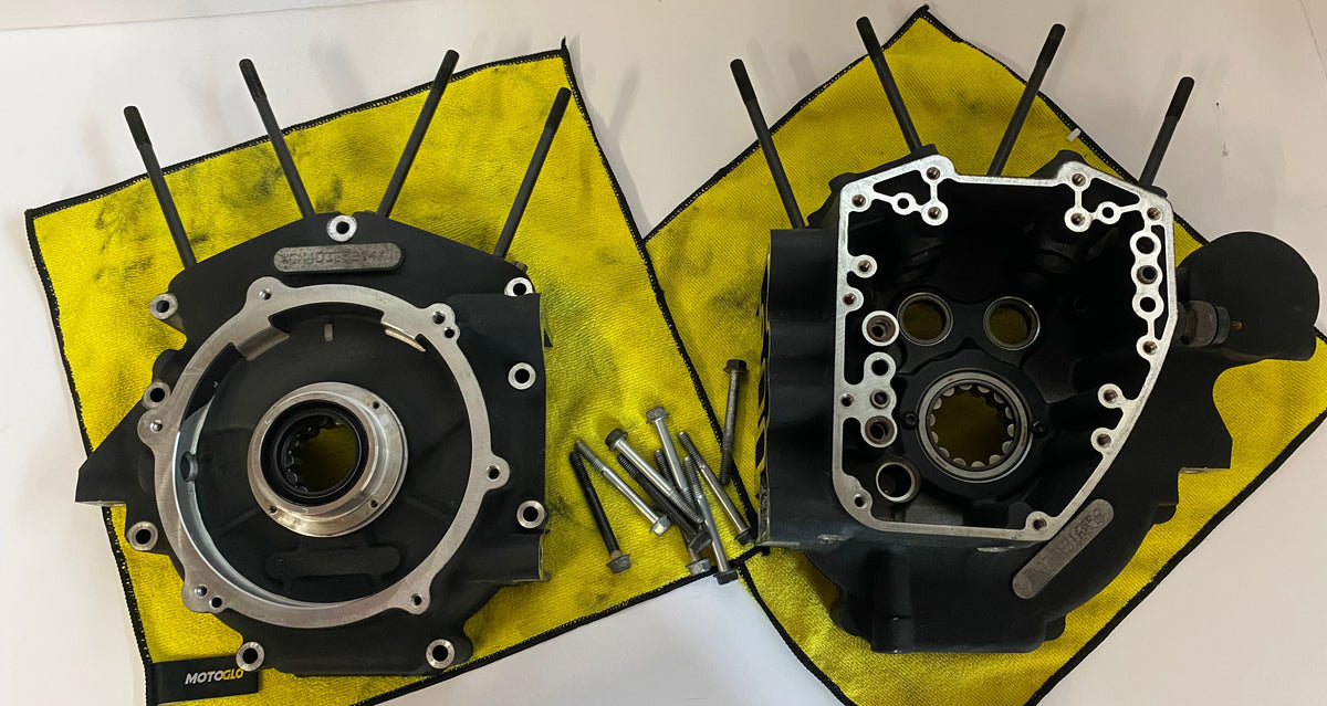 Carters moteur Twin Cam 96ci & 103ci Harley Davidson REF OEM 24621-06B