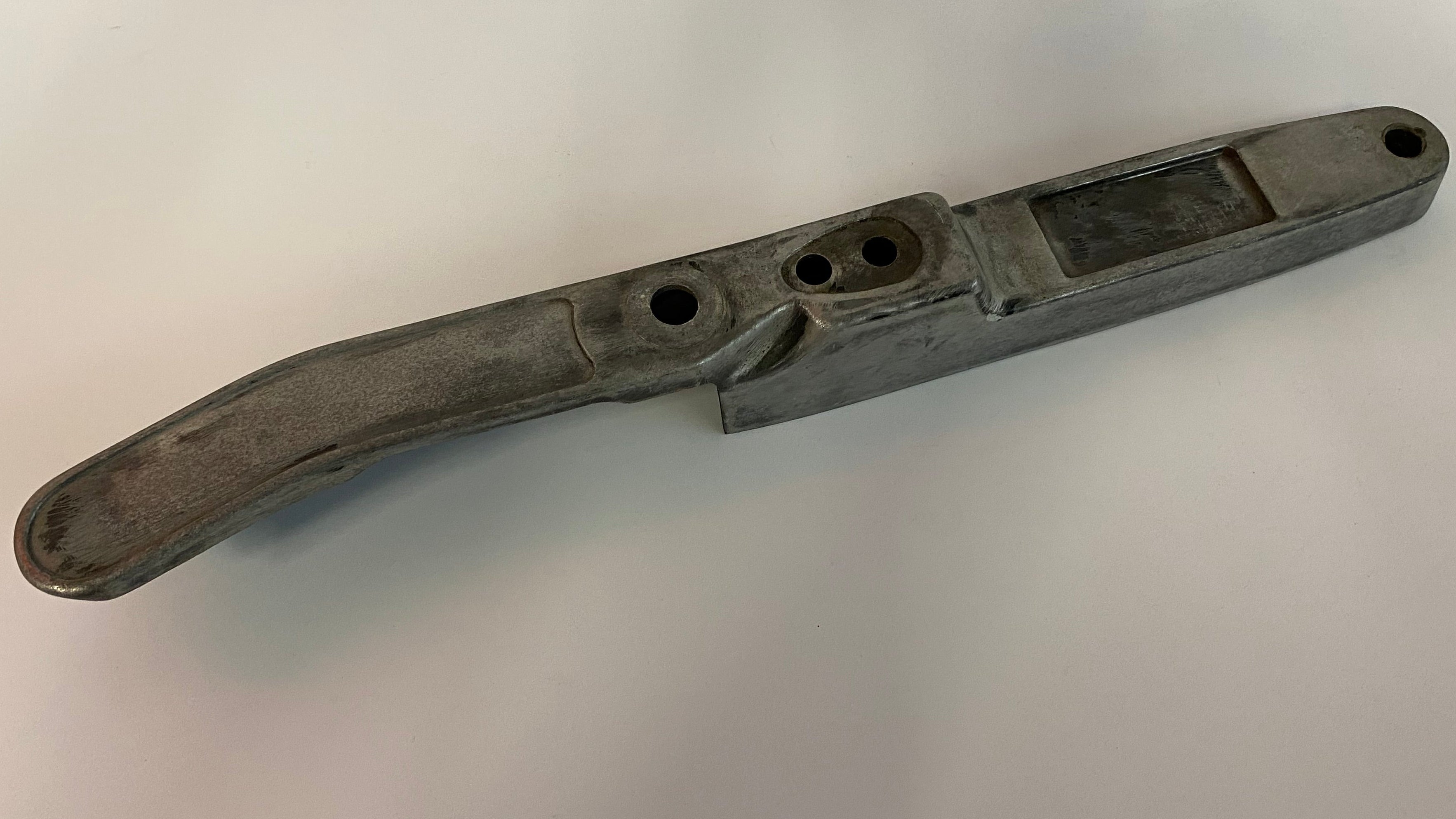 Sabre gauche garde boue arriere FXR Shovelhead Harley Davidson REF OEM 59501-81