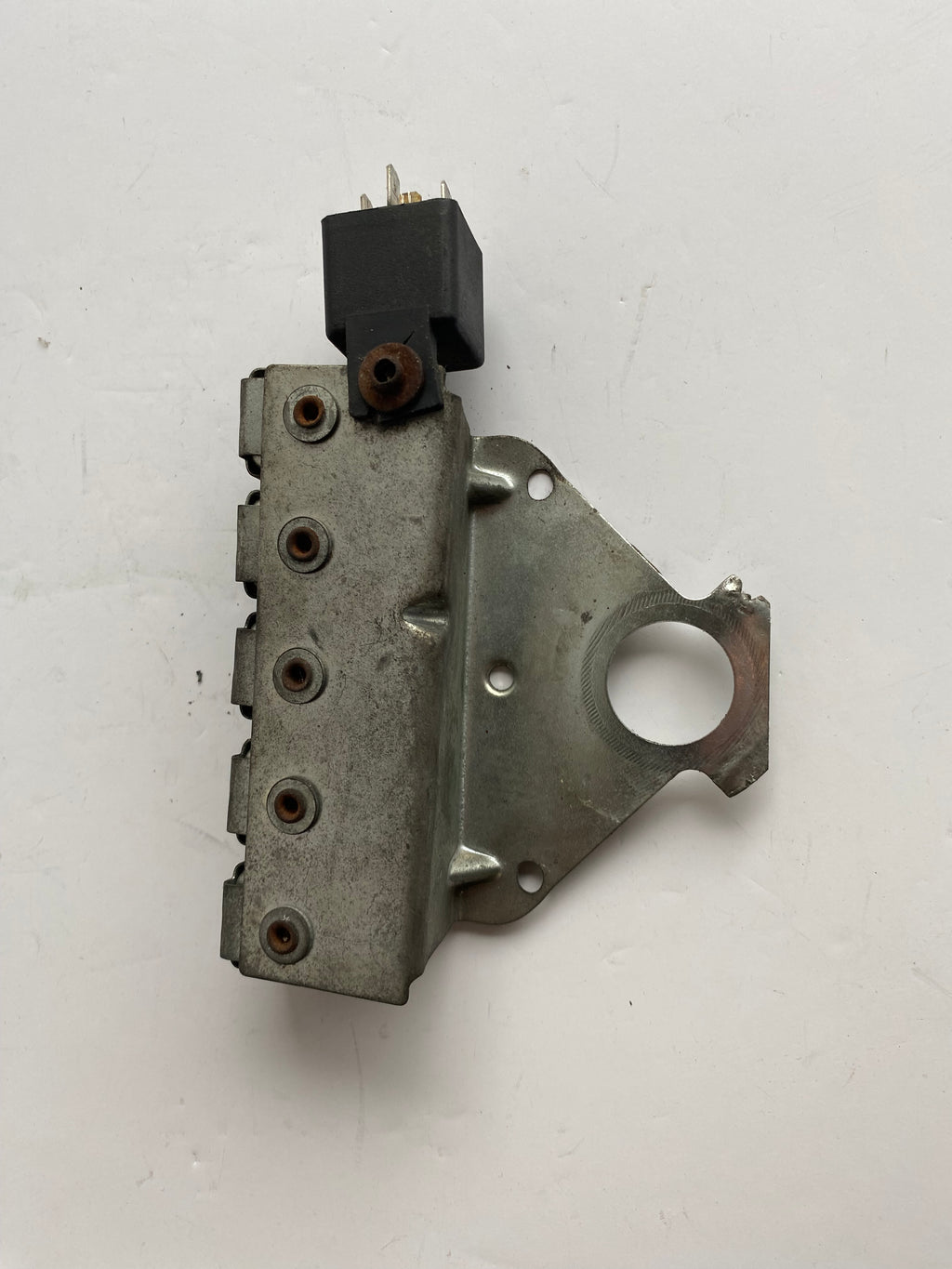 Support relais thermique Touring Harley Davidson REF OEM 72306-88 & 74589-73
