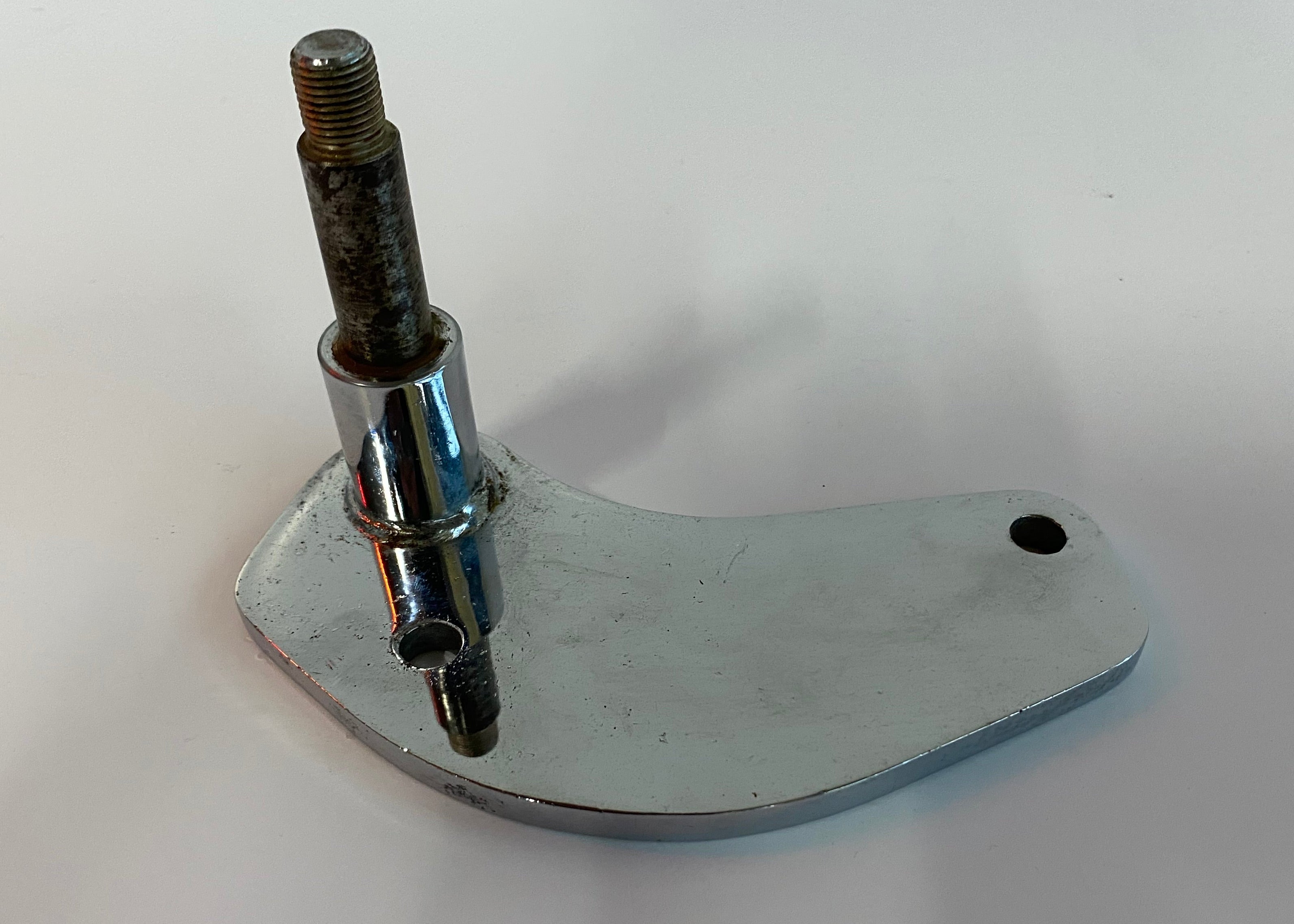 Support de pédale de frein arrière droit Sportster Harley Davidson REF CCI 17538