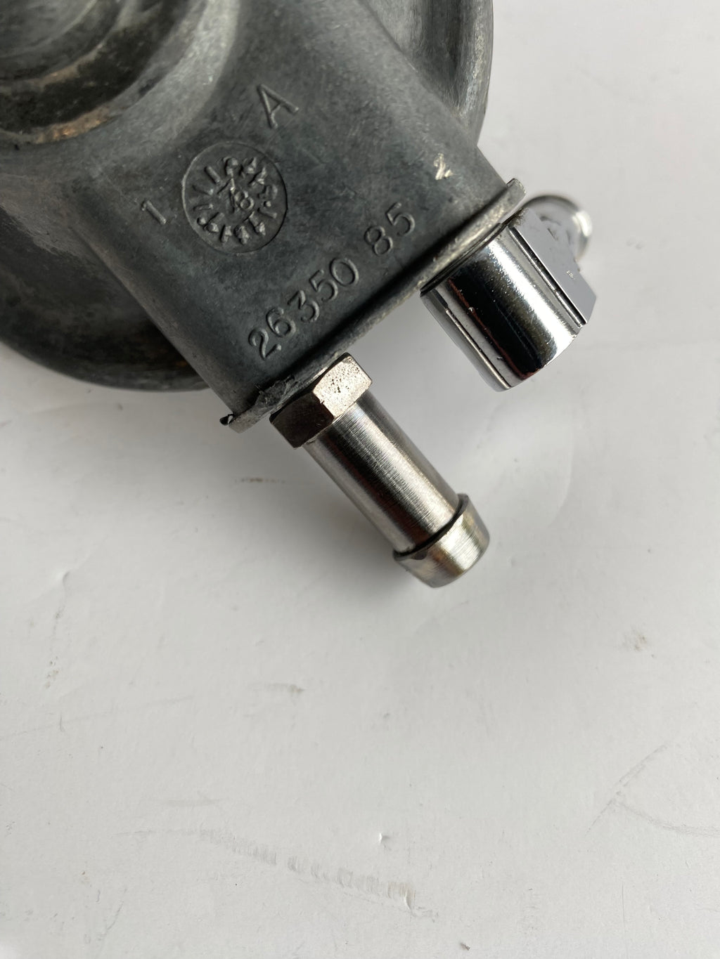 Support de filtre à huile FXR Harley Davidson REF OEM : 26350-85