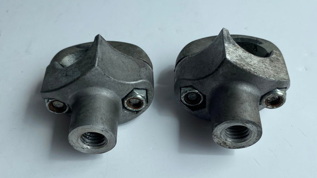 Jeu de risers Touring Harley Davidson REF OEM 56140-84A & 56141-84A + 55918-08