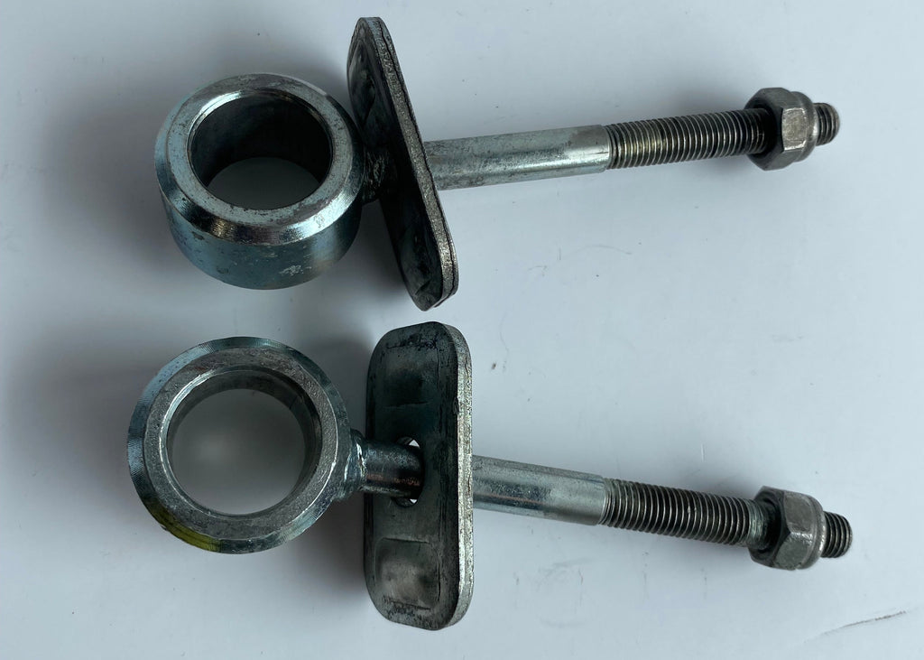 Jeu de 2 ajusteurs de roue arrière Harley Davidson REF OEM 41573-84