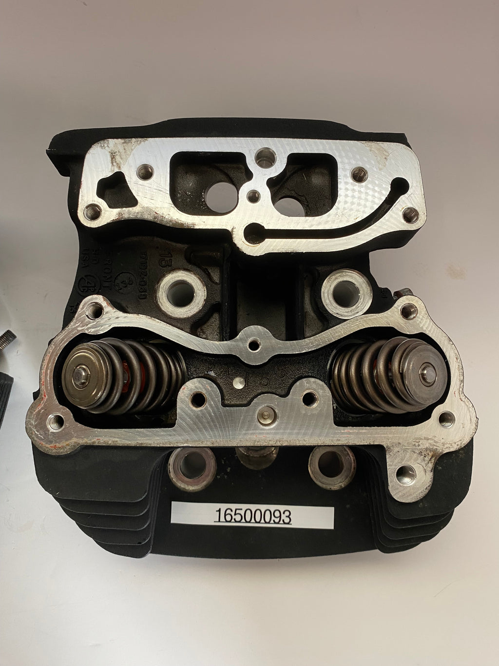 Jeu de culasses Twin Cam 96ci - 1584 cm³ Harley Davidson REF OEM 16500093 et 16500095
