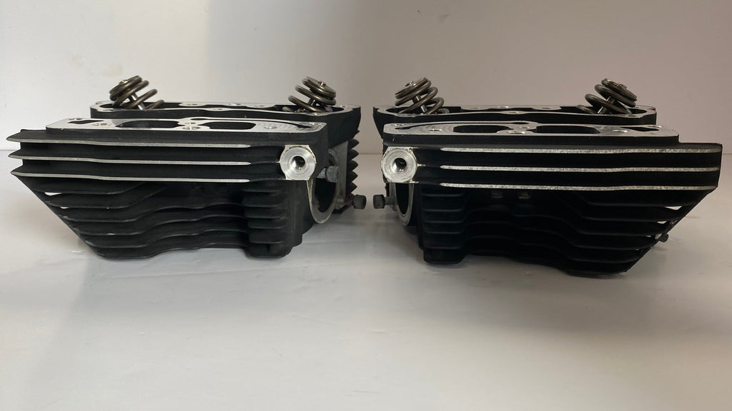 Jeu de culasses Twin Cam 96ci - 1584 cm³ Harley Davidson REF OEM 16500093 et 16500095