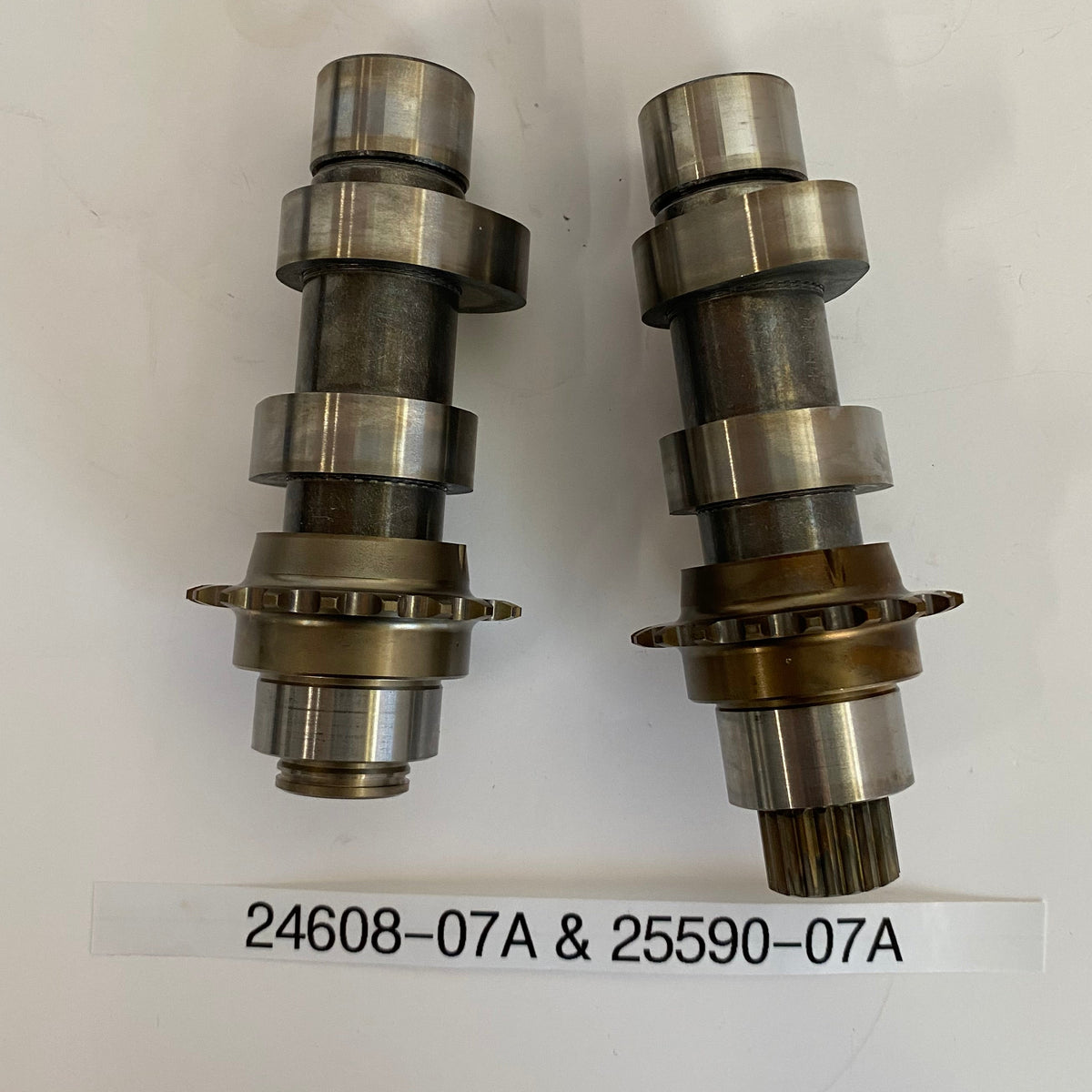 Jeu d'arbres à cames Twin Cam 96ci Harley Davidson REF OEM 24608-07A & 25590-07A