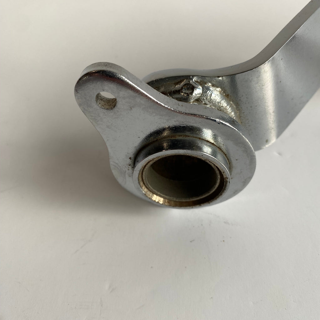 Pédale de frein arrière Softail ou Dyna wide glide Harley Davidson REF OEM 42515-82