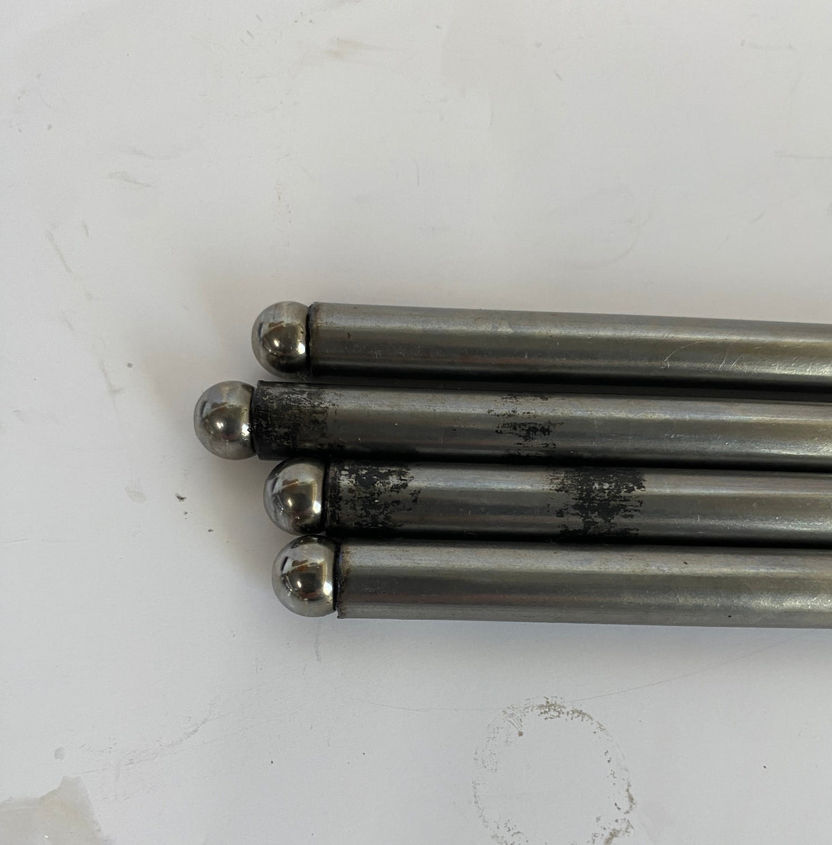 Jeu de 4 tiges de culbuteurs Twin Cam Harley Davidson REF OEM 17922-99 & 17923-99