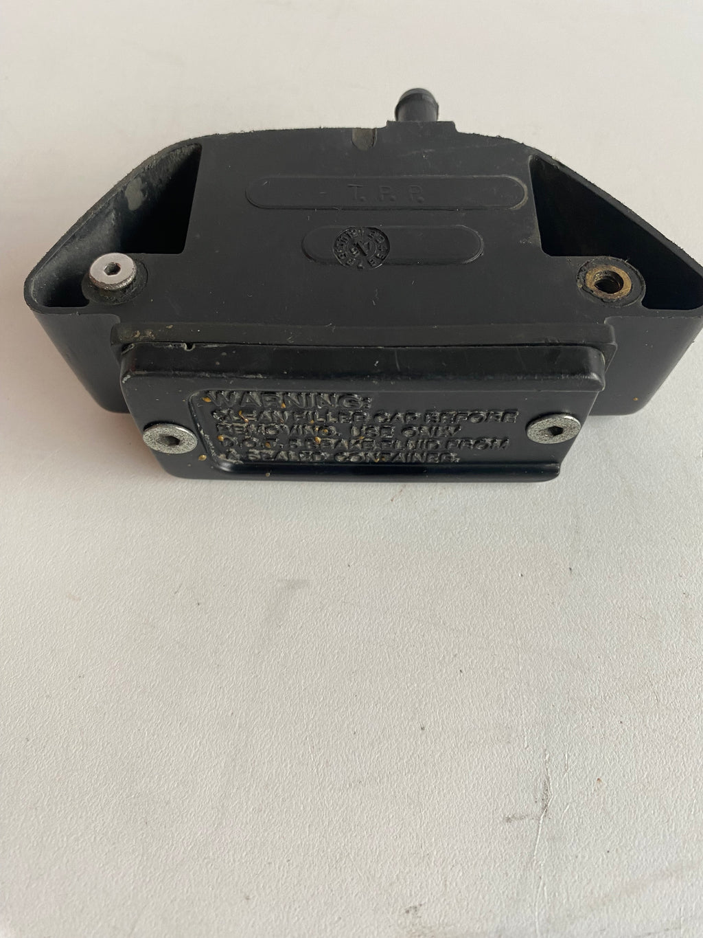 Bocal maitre cylindre de frein arrière Harley Davidson REF OEM 41804-84A