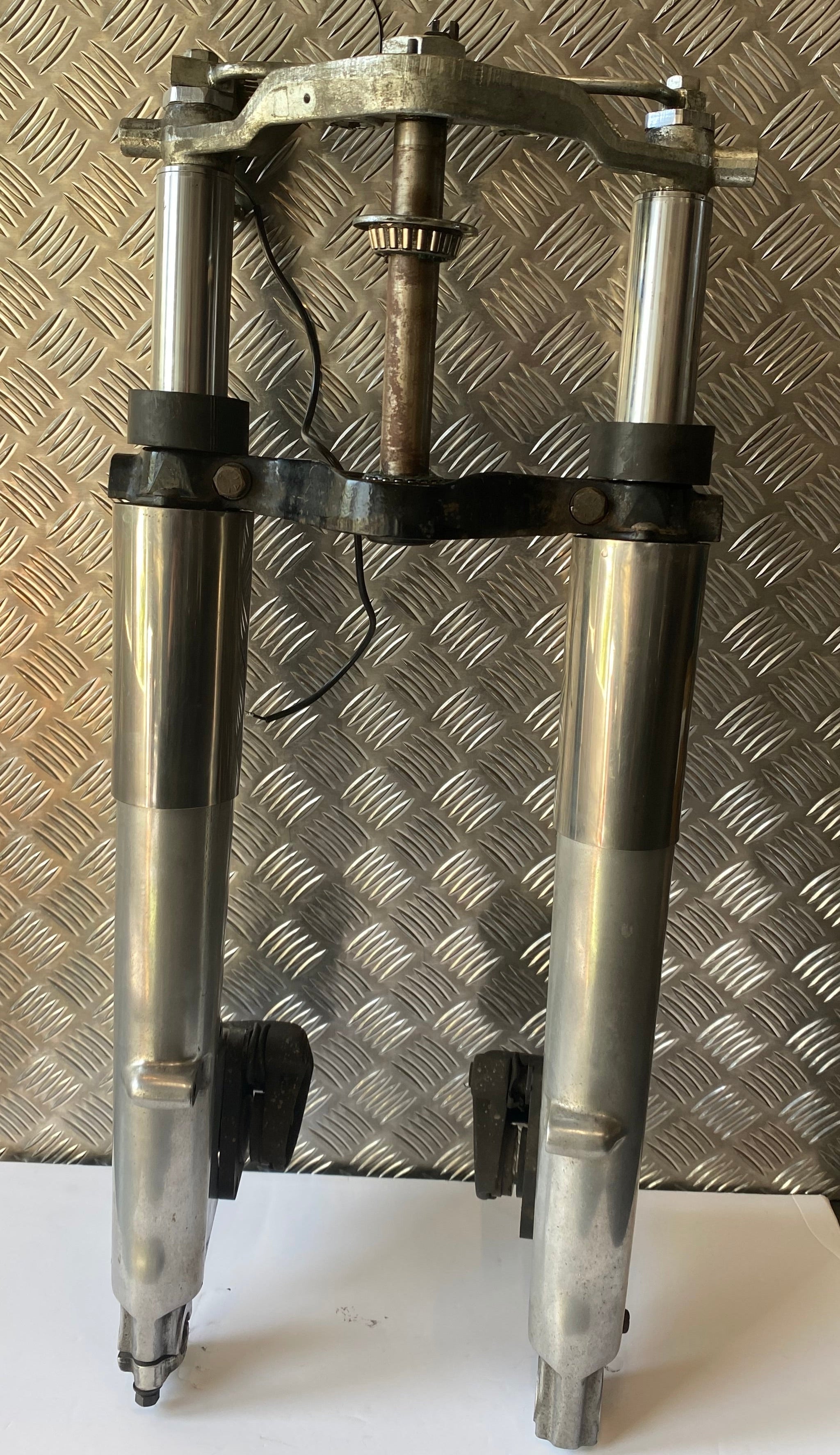 Fourche complète 41 mm Touring Harley Davidson REF OEM 45863-84 & 45864-84