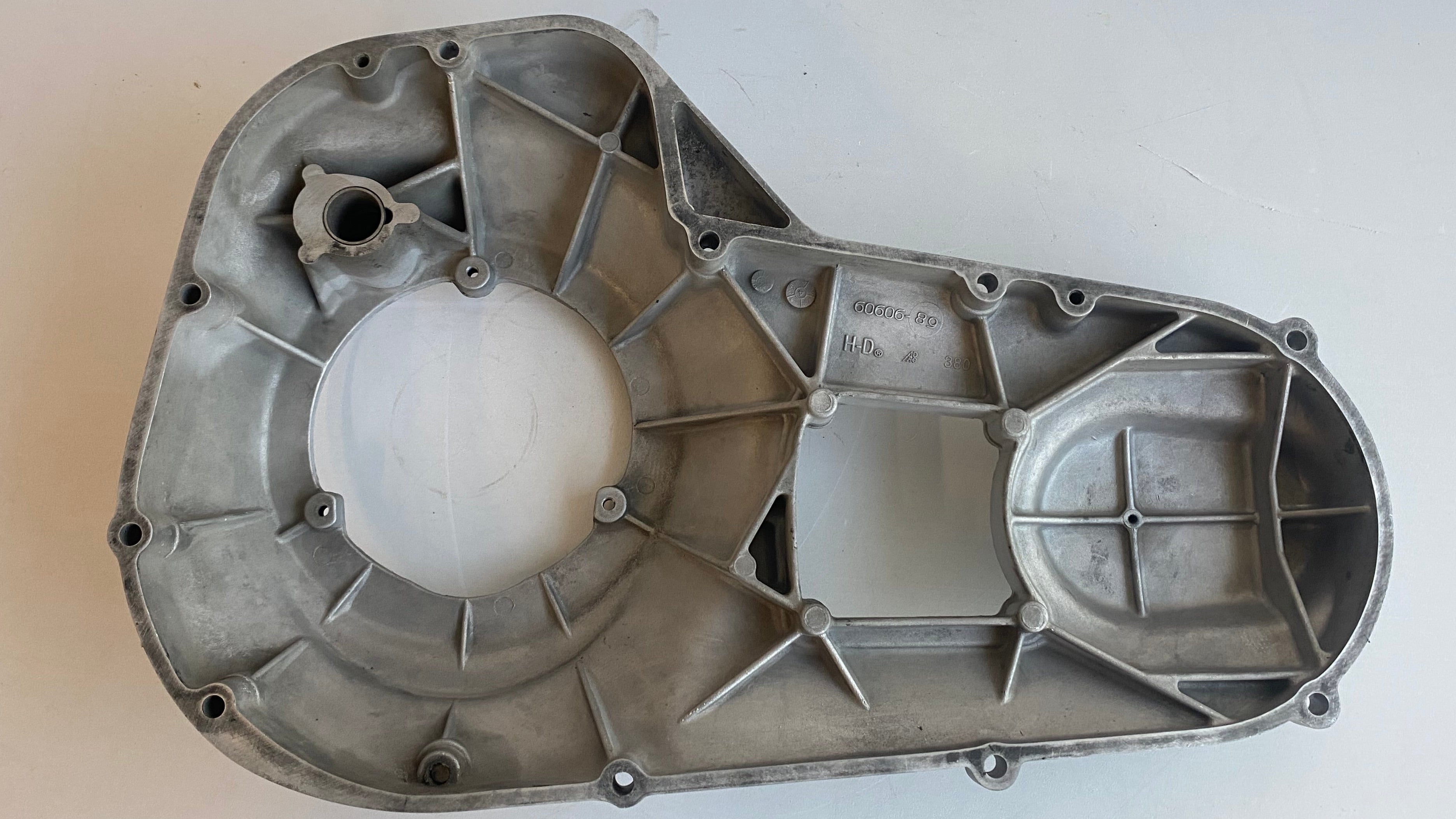 Carter primaire externe Touring Harley Davidson REF OEM 60665-89