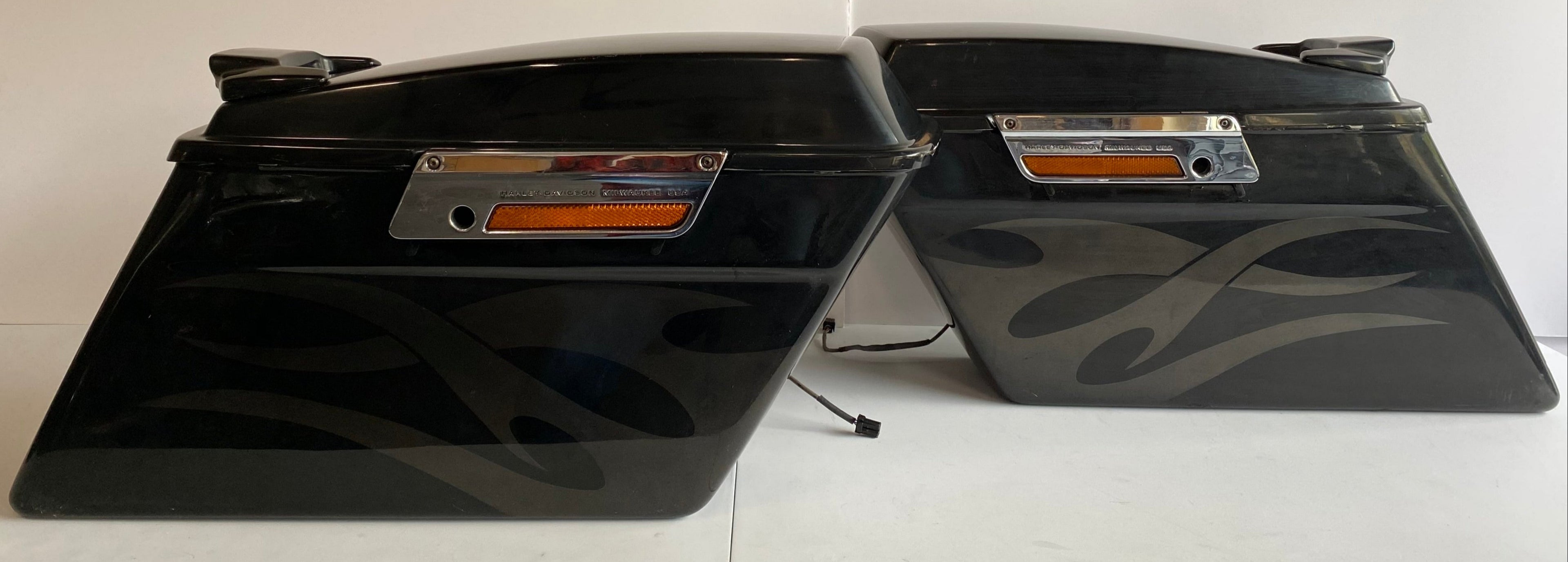 Jeu de sacoches rigides noir Touring Harley Davidson OEM 90752-93 & 90753-93