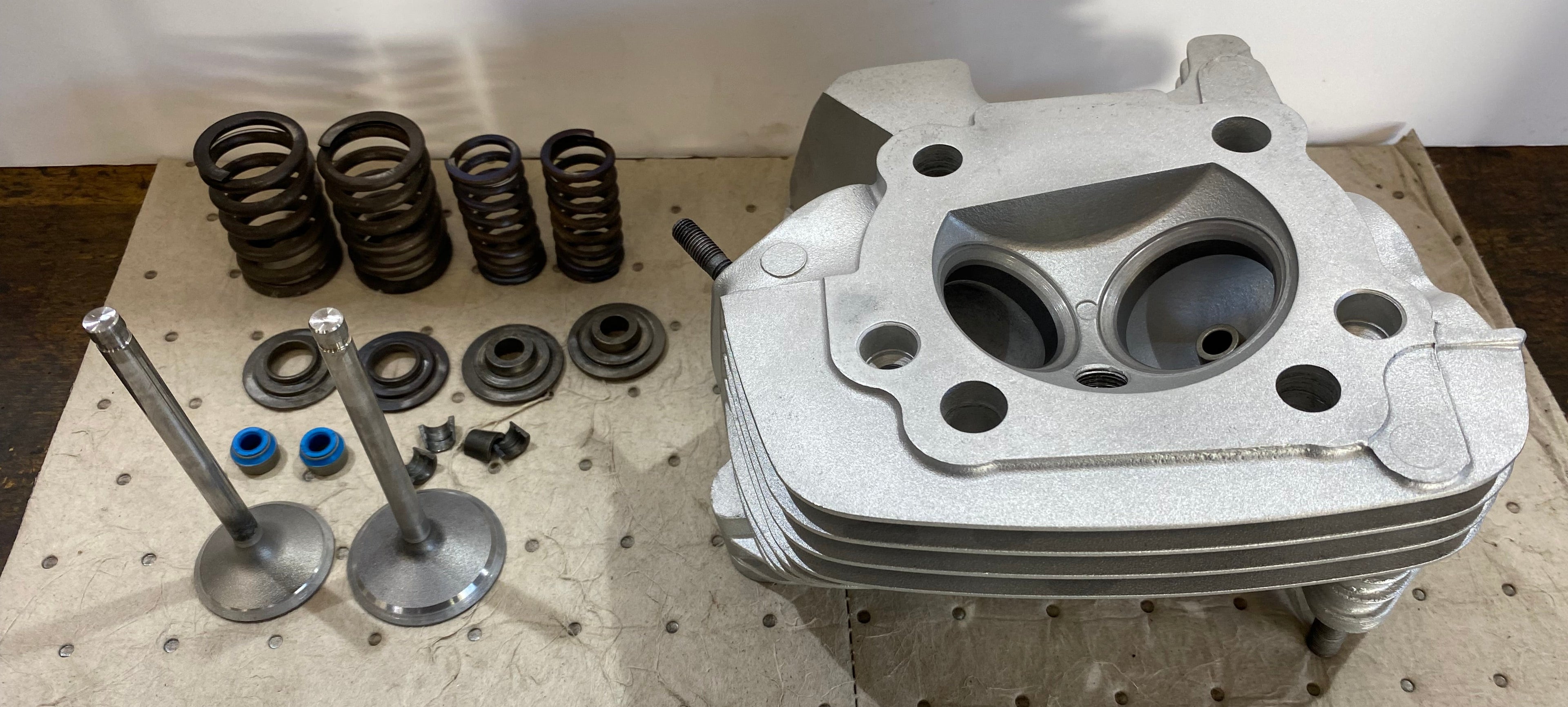 Jeu de culasses EVO 1340 85-91 révisées Harley Davidson REF OEM 16690-85B & 16691-85C