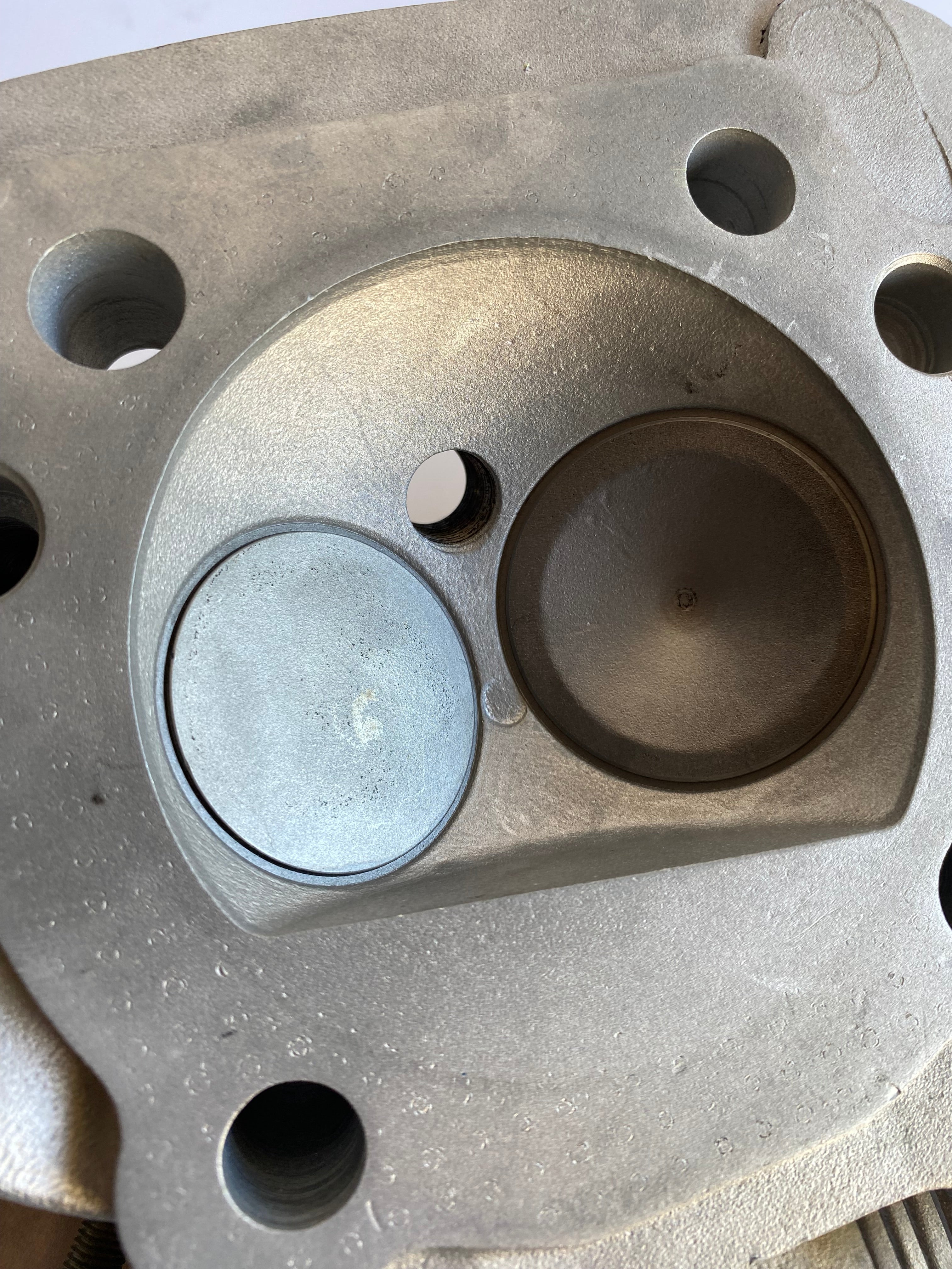 Jeu de culasses EVO 1340 85-91 révisées Harley Davidson REF OEM 16690-85B & 16691-85C