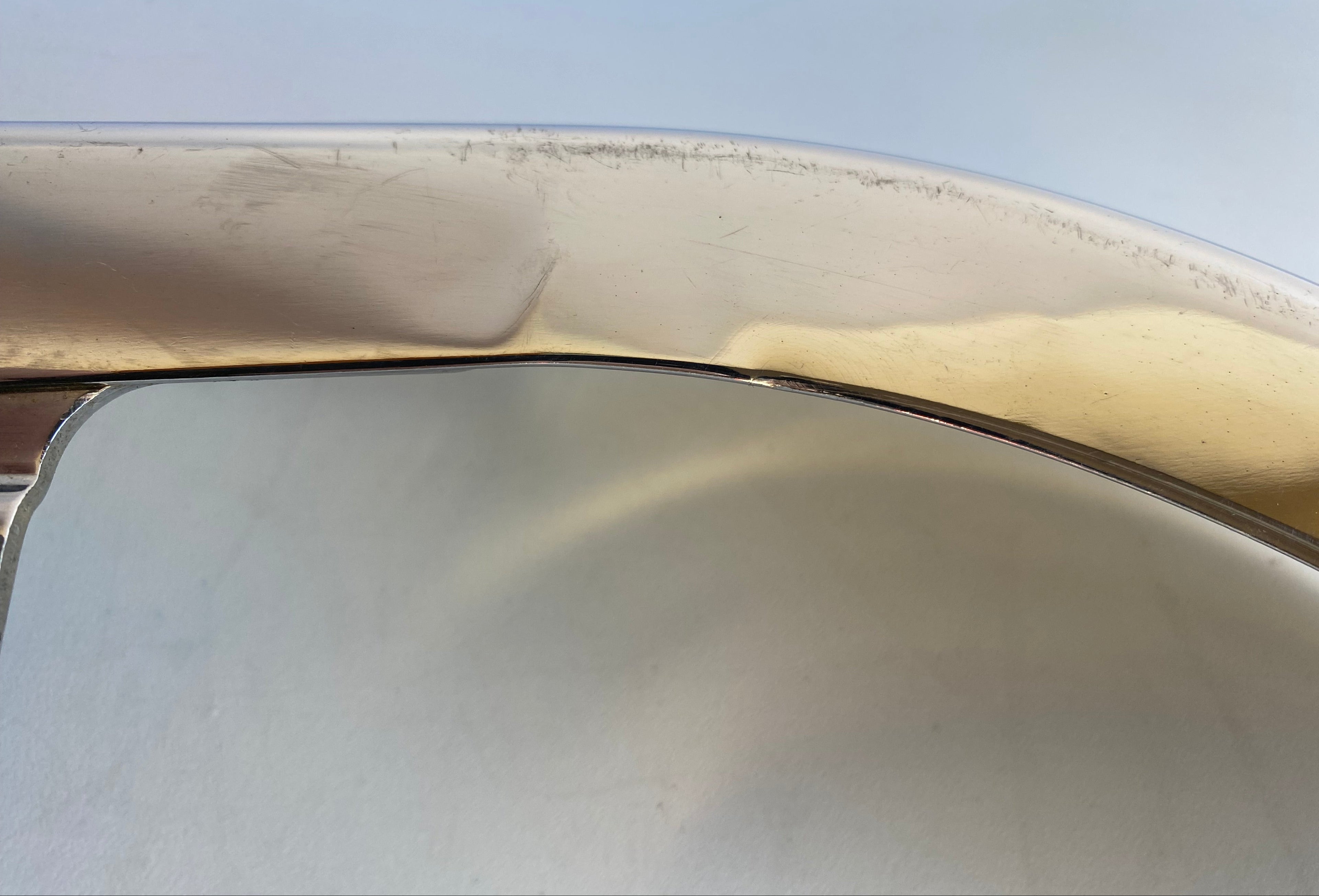 Pare courroie supérieur chromé pour Softail Harley Davidson REF MCS 900524