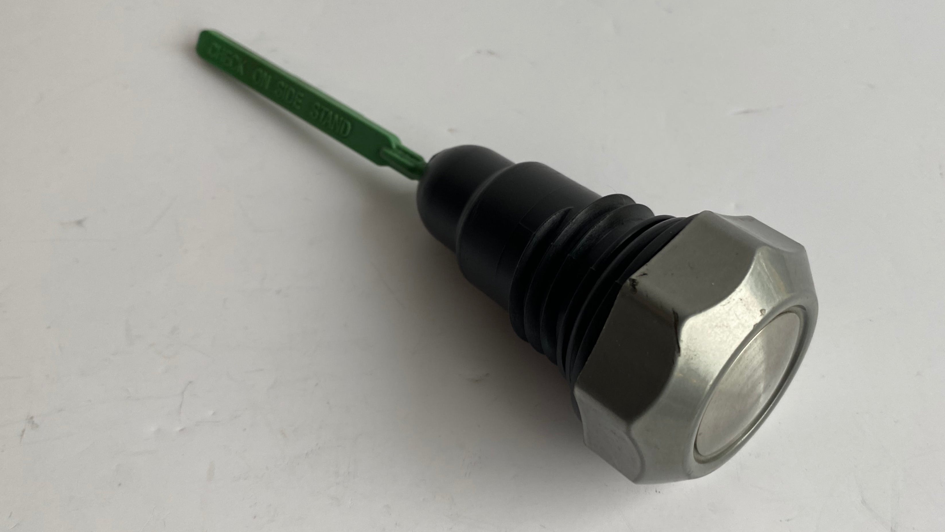 Bouchon de réservoir d'huile Softail Harley Davidson REF OEM 63034-08