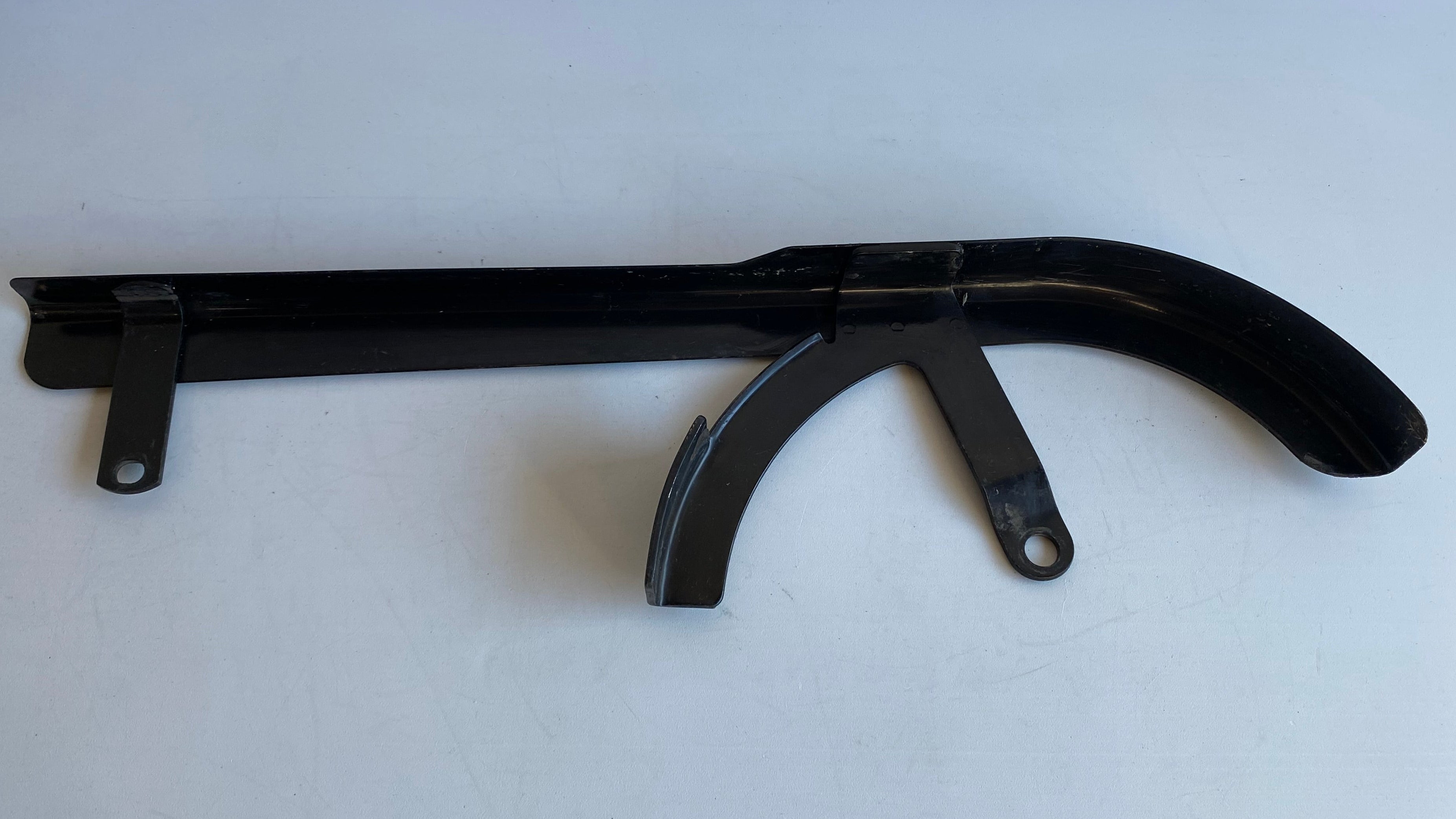 Pare courroie supérieur noir Sportster Harley Davidson REF OEM 60365-87